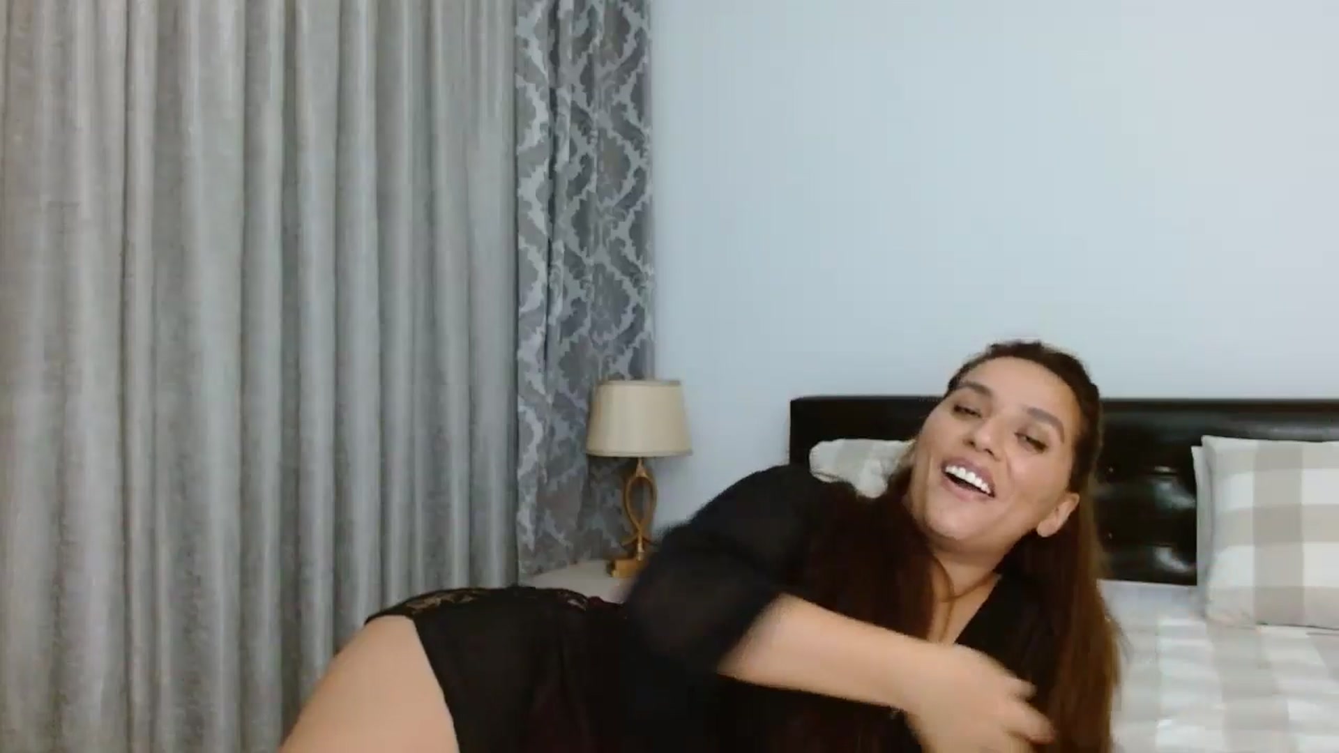 Gallery image thumbnail from DEAR_AMORE's myfreecams stream on, 08/11/2024, 02:57 image 13 of 20