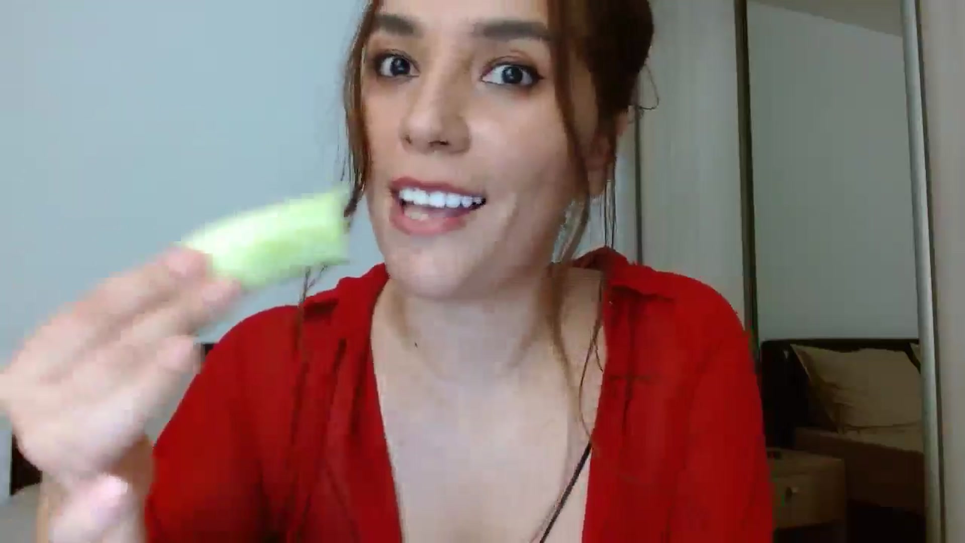 Gallery image thumbnail from DEAR_AMORE's myfreecams stream on, 08/21/2024, 24:04 image 8 of 20