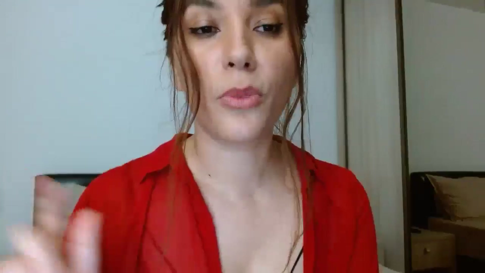 Gallery image thumbnail from DEAR_AMORE's myfreecams stream on, 08/21/2024, 24:04 image 9 of 20