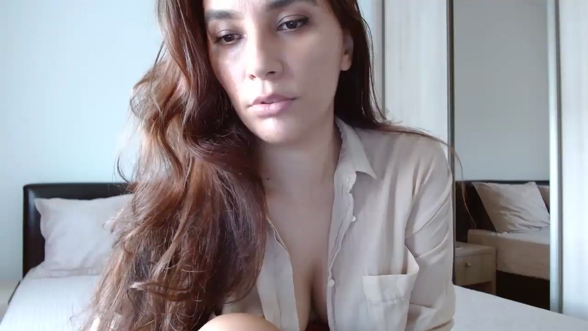 Gallery image thumbnail from DEAR_AMORE's myfreecams stream on, 08/29/2024, 10:29 image 2 of 20