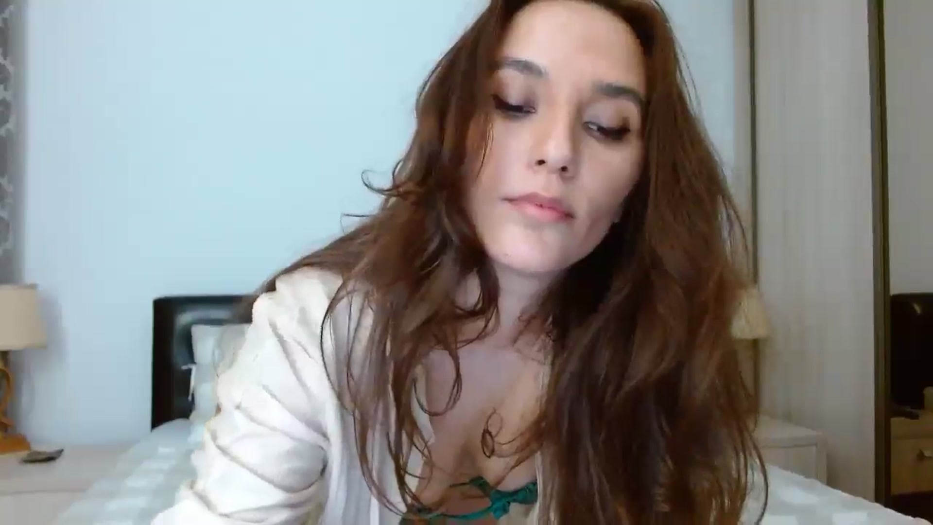 Gallery image thumbnail from DEAR_AMORE's myfreecams stream on, 09/08/2024, 22:06 image 15 of 20