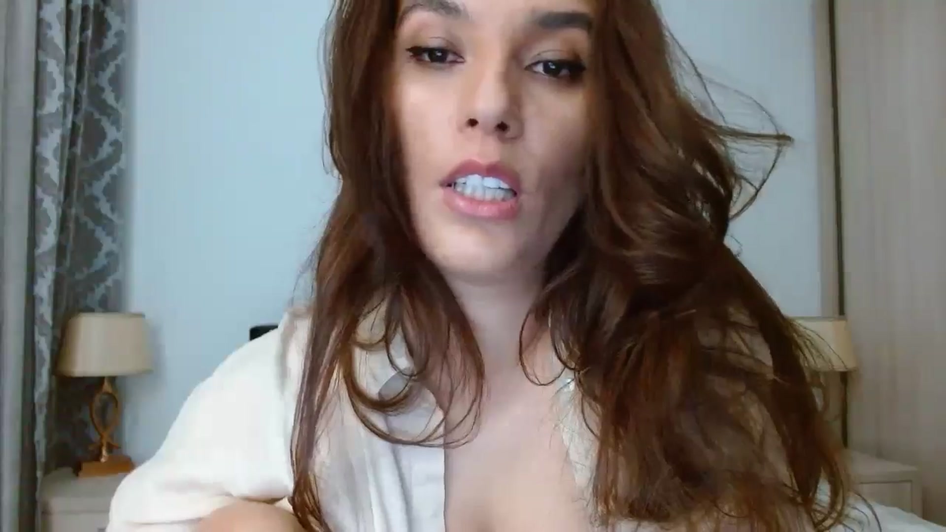 Gallery image thumbnail from DEAR_AMORE's myfreecams stream on, 09/08/2024, 22:06 image 4 of 20