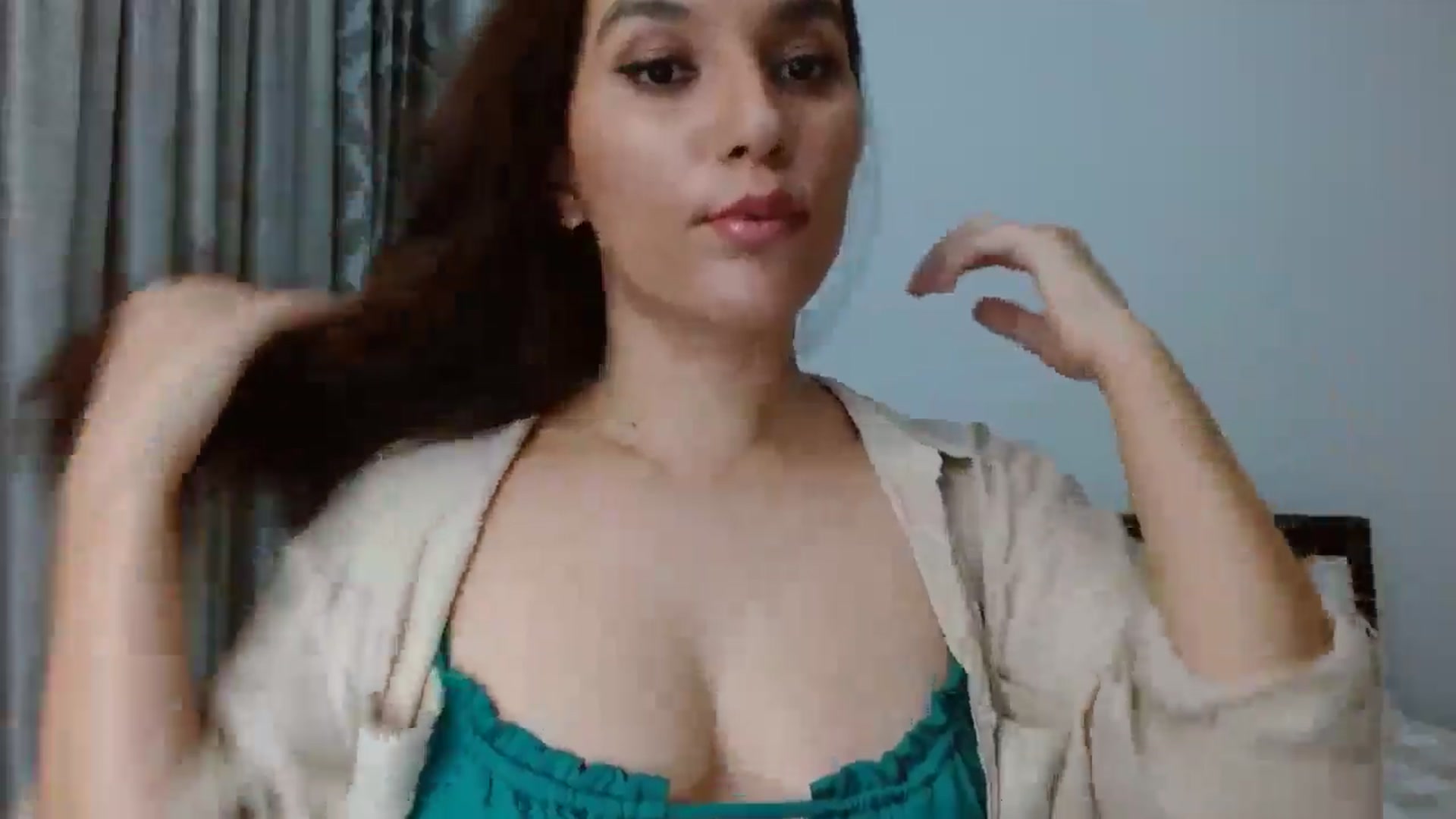 Gallery image thumbnail from DEAR_AMORE's myfreecams stream on, 09/08/2024, 22:06 image 20 of 20