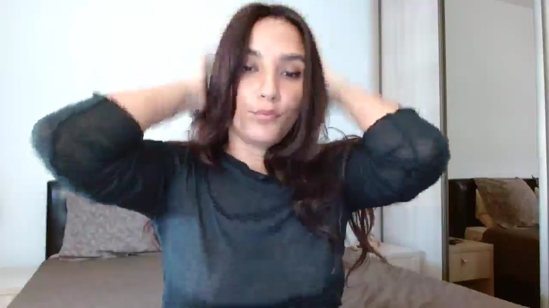 Gallery image thumbnail from DEAR_AMORE's myfreecams stream on, 10/14/2024, 11:32 image 9 of 20