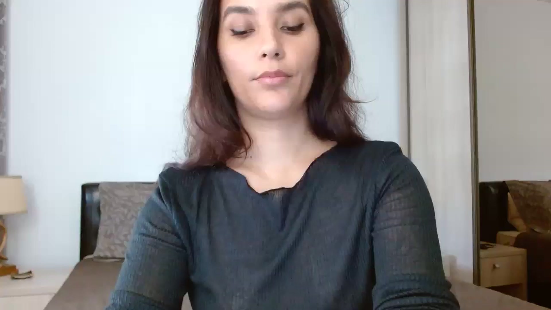 Gallery image thumbnail from DEAR_AMORE's myfreecams stream on, 10/14/2024, 11:32 image 6 of 20