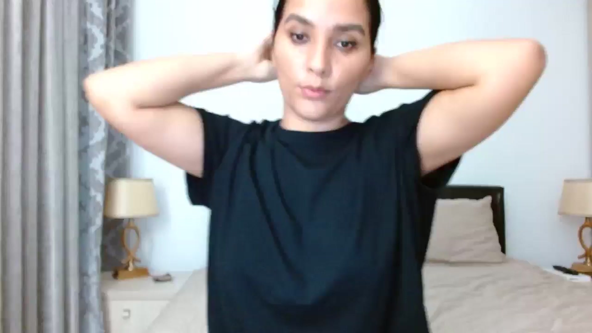 Gallery image thumbnail from DEAR_AMORE's myfreecams stream on, 10/27/2024, 22:15 image 11 of 20