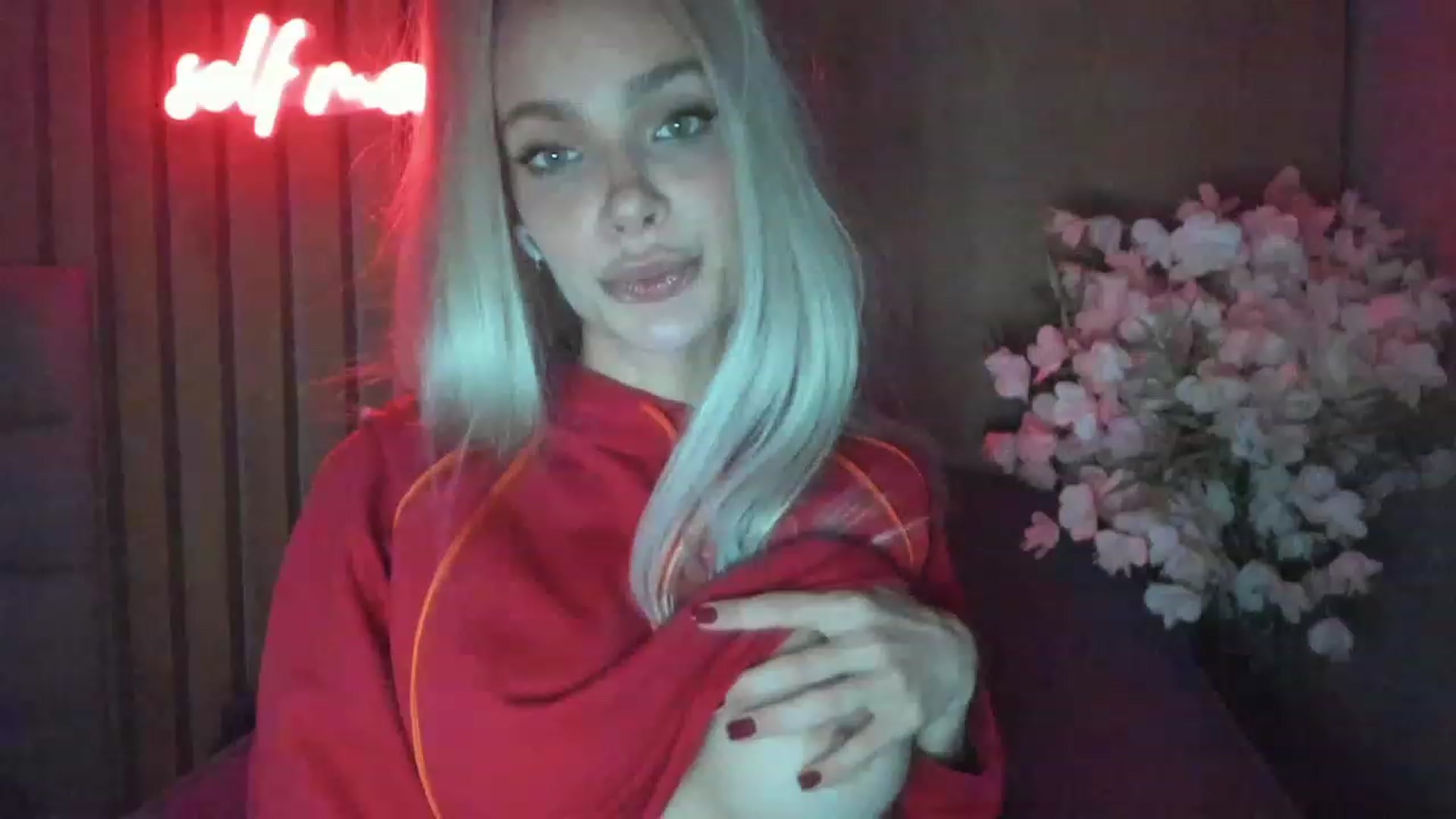 Gallery image thumbnail from DENNYVERSE's myfreecams stream on, 11/16/2022, 15:31 image 8 of 20