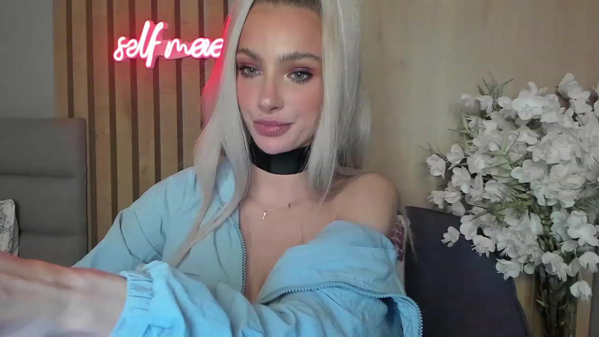 Gallery image thumbnail from DENNYVERSE's myfreecams stream on, 11/19/2022, 16:01 image 16 of 20