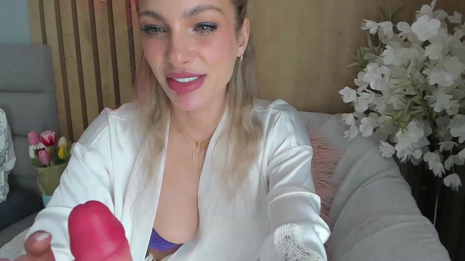 Gallery image thumbnail from DENNYVERSE's myfreecams stream on, 02/05/2023, 13:31 image 4 of 20