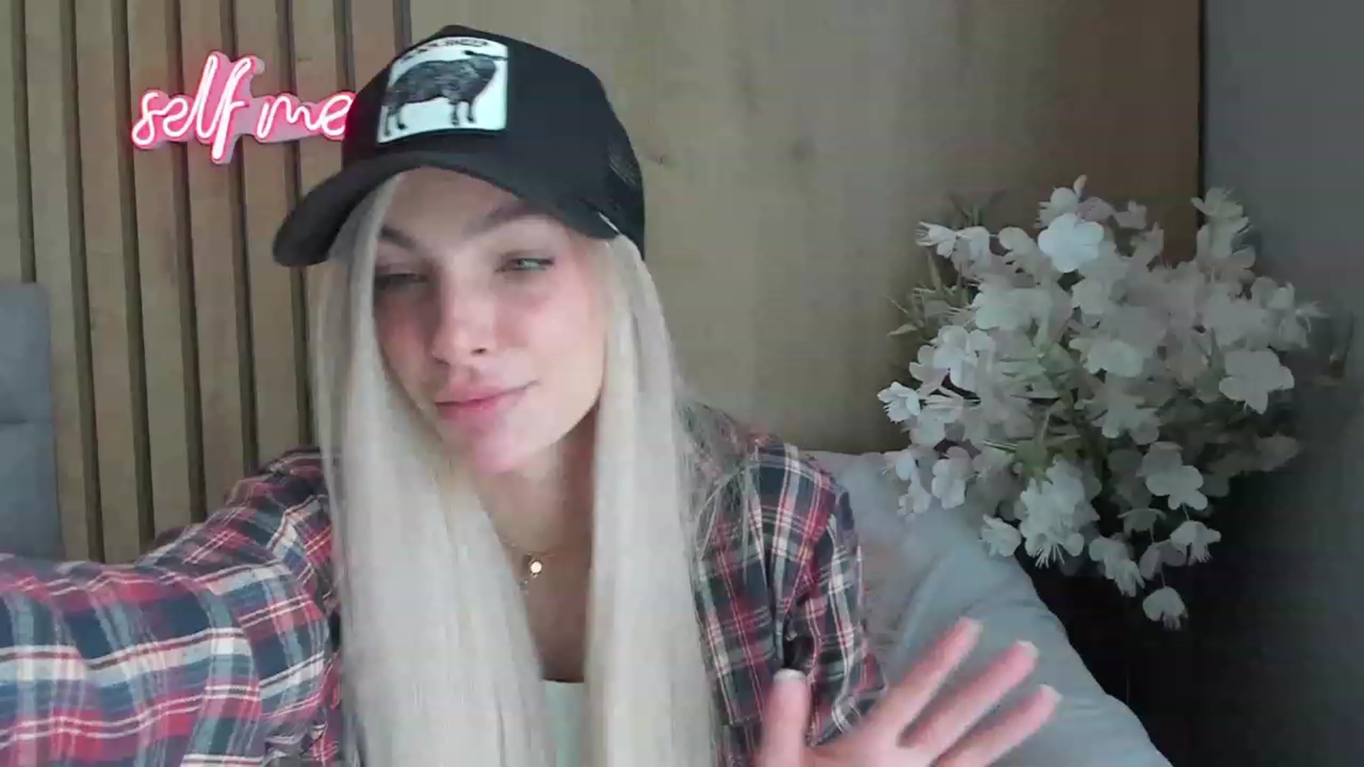 Gallery image thumbnail from DENNYVERSE's myfreecams stream on, 02/06/2023, 11:19 image 1 of 20
