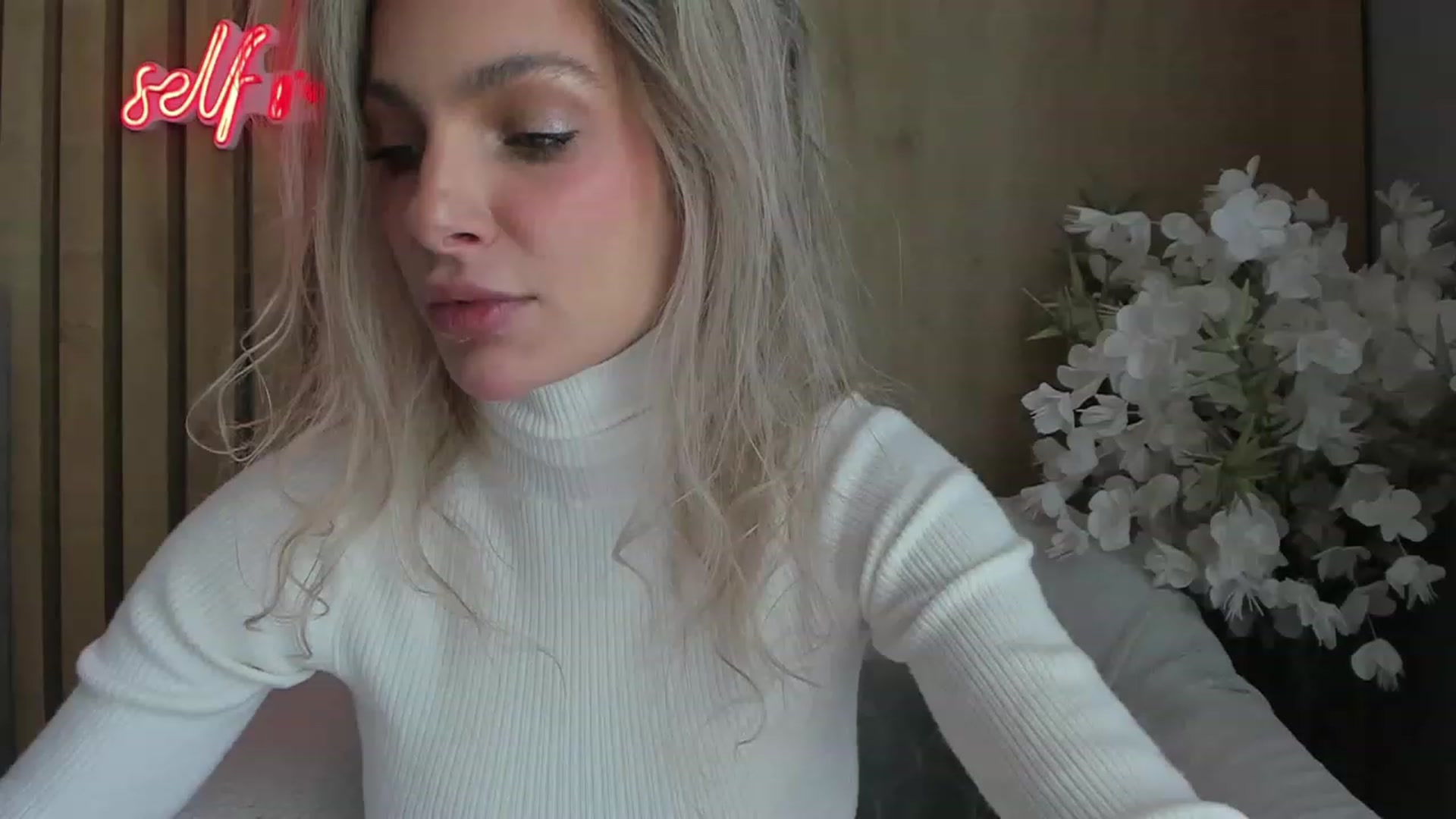 Gallery image thumbnail from DENNYVERSE's myfreecams stream on, 02/11/2023, 10:34 image 19 of 20