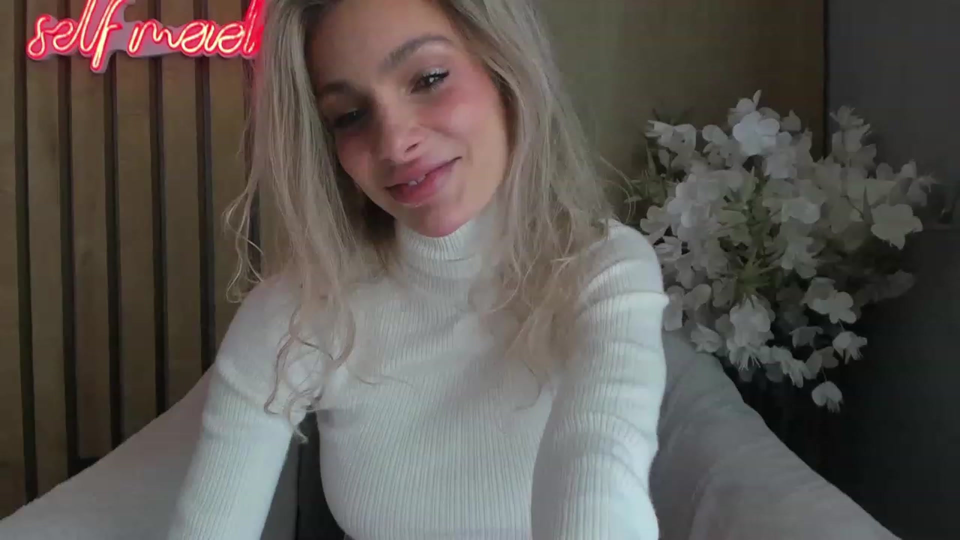 Gallery image thumbnail from DENNYVERSE's myfreecams stream on, 02/11/2023, 11:04 image 19 of 20