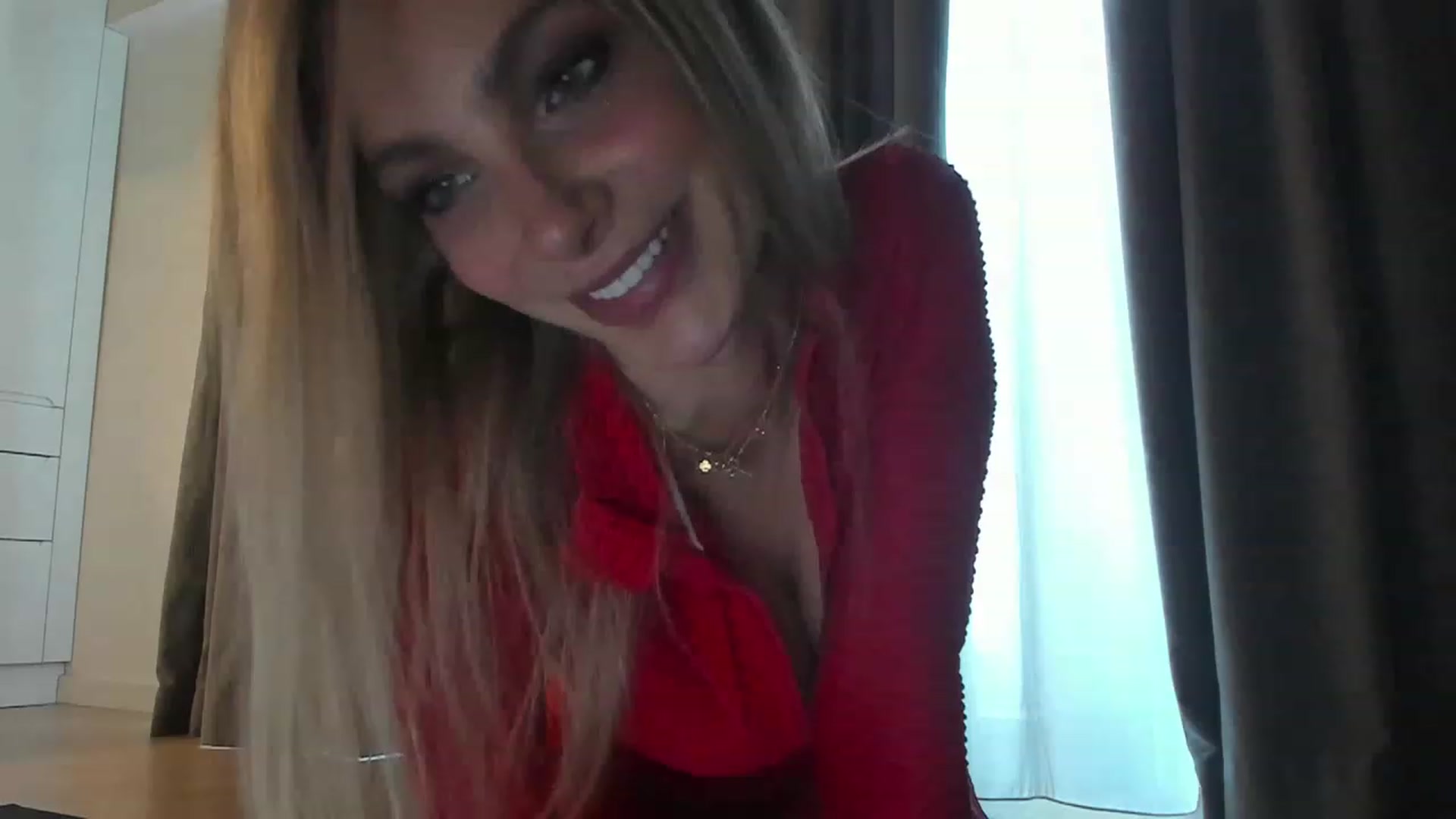 Gallery image thumbnail from DENNYVERSE's myfreecams stream on, 02/15/2023, 10:34 image 4 of 20