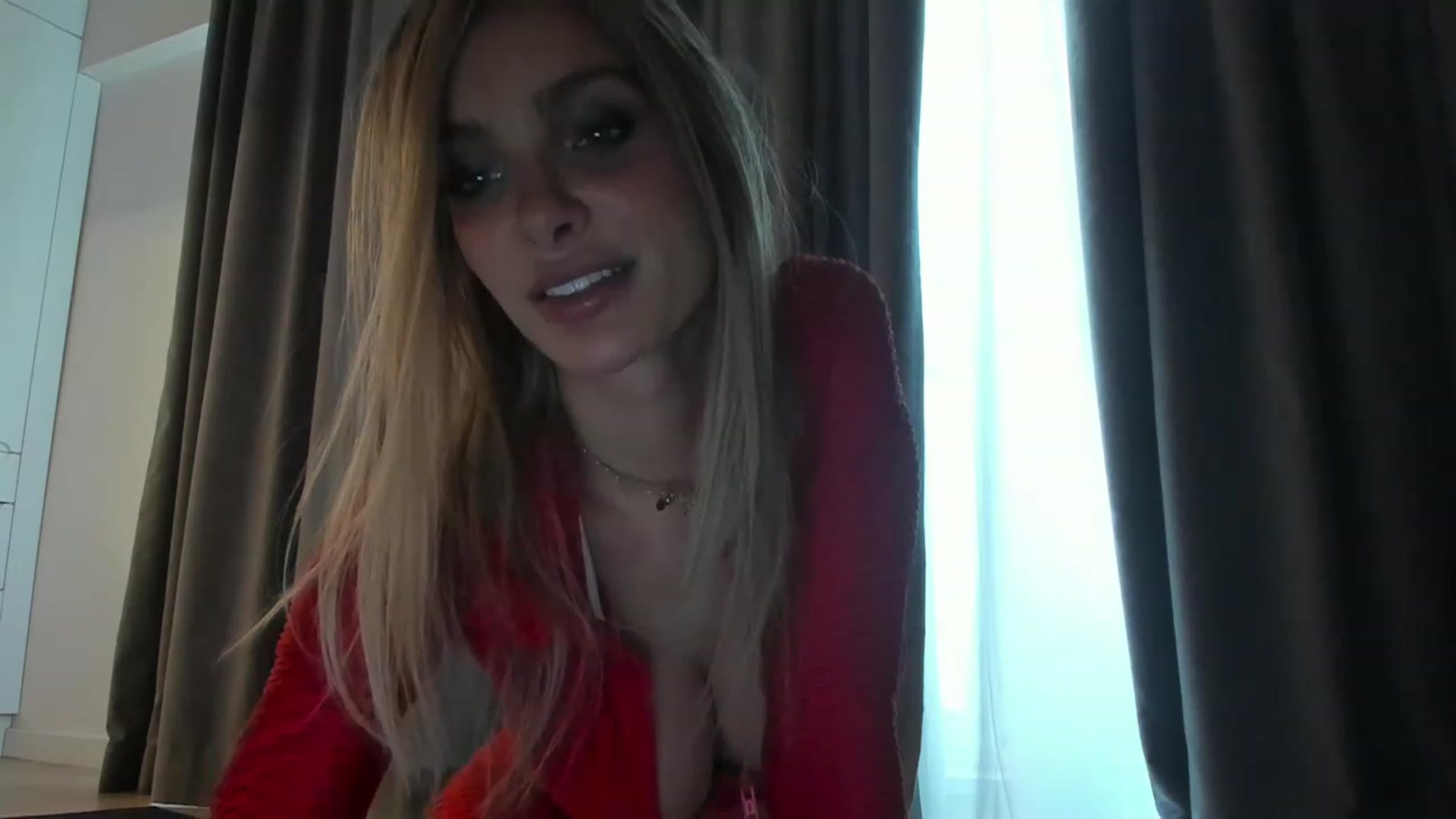 Gallery image thumbnail from DENNYVERSE's myfreecams stream on, 02/15/2023, 10:34 image 15 of 20