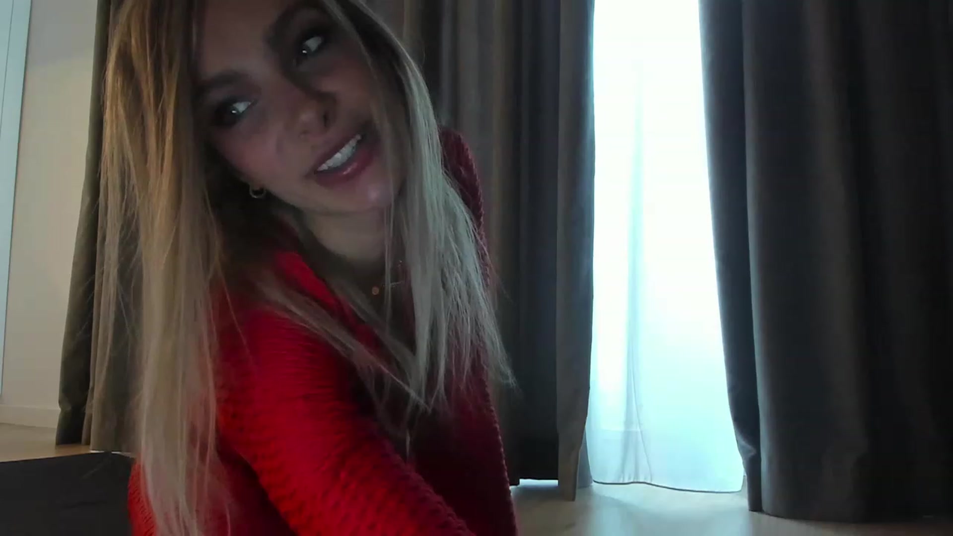 Gallery image thumbnail from DENNYVERSE's myfreecams stream on, 02/15/2023, 10:34 image 13 of 20