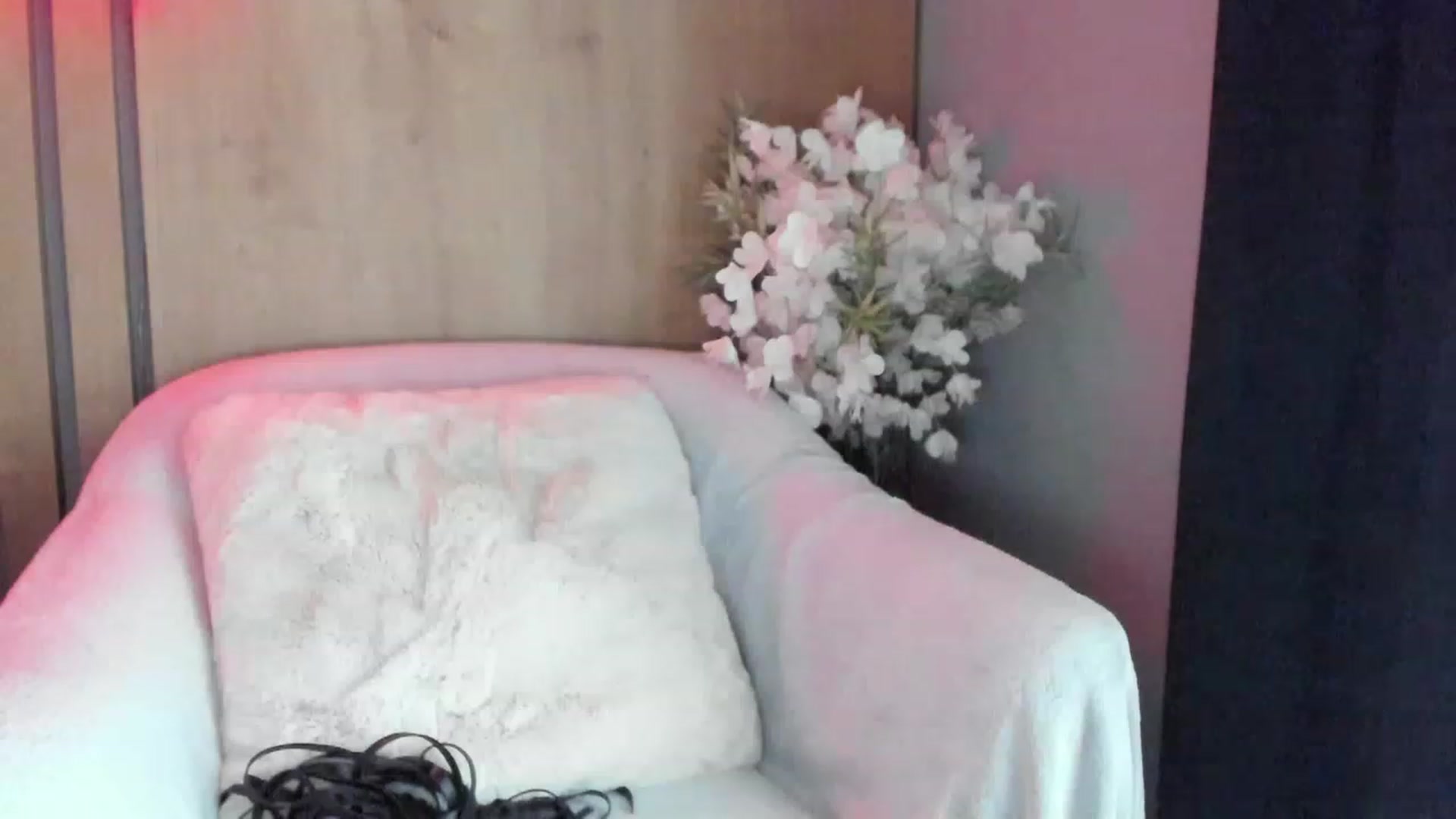 Gallery image thumbnail from DENNYVERSE's myfreecams stream on, 03/02/2023, 14:34 image 13 of 20