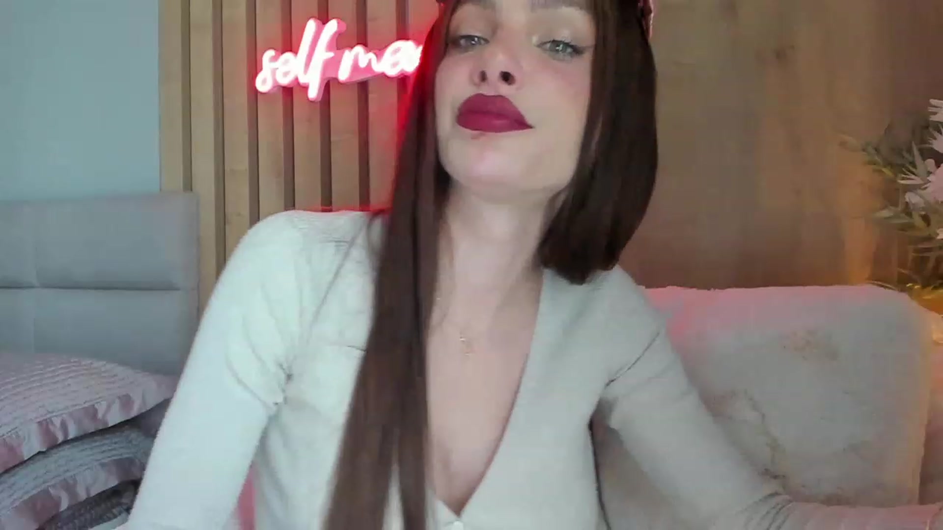 Gallery image thumbnail from DENNYVERSE's myfreecams stream on, 04/06/2023, 15:11 image 19 of 20