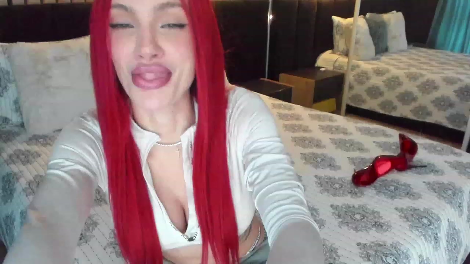 Gallery image thumbnail from DENNYVERSE's myfreecams stream on, 04/23/2023, 15:08 image 18 of 20