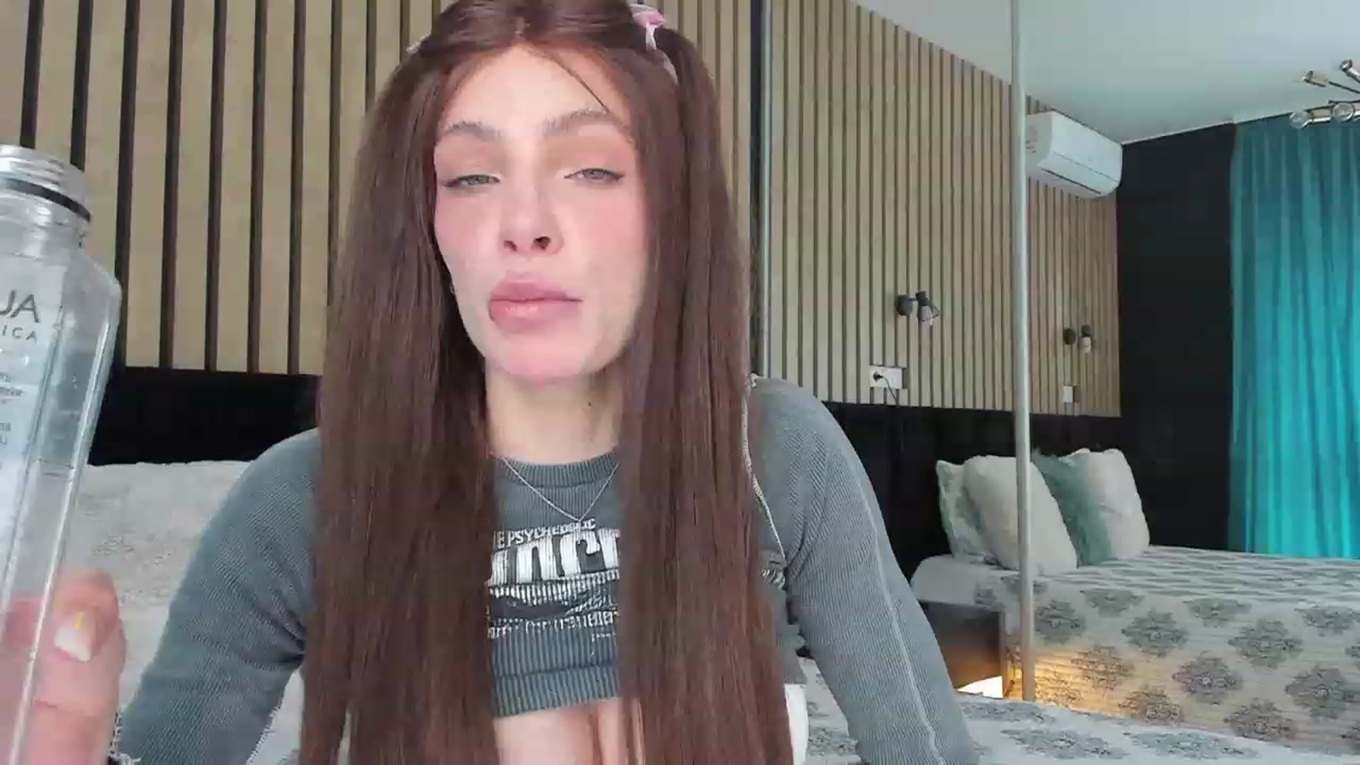 Gallery image thumbnail from DENNYVERSE's myfreecams stream on, 04/25/2023, 12:25 image 1 of 20