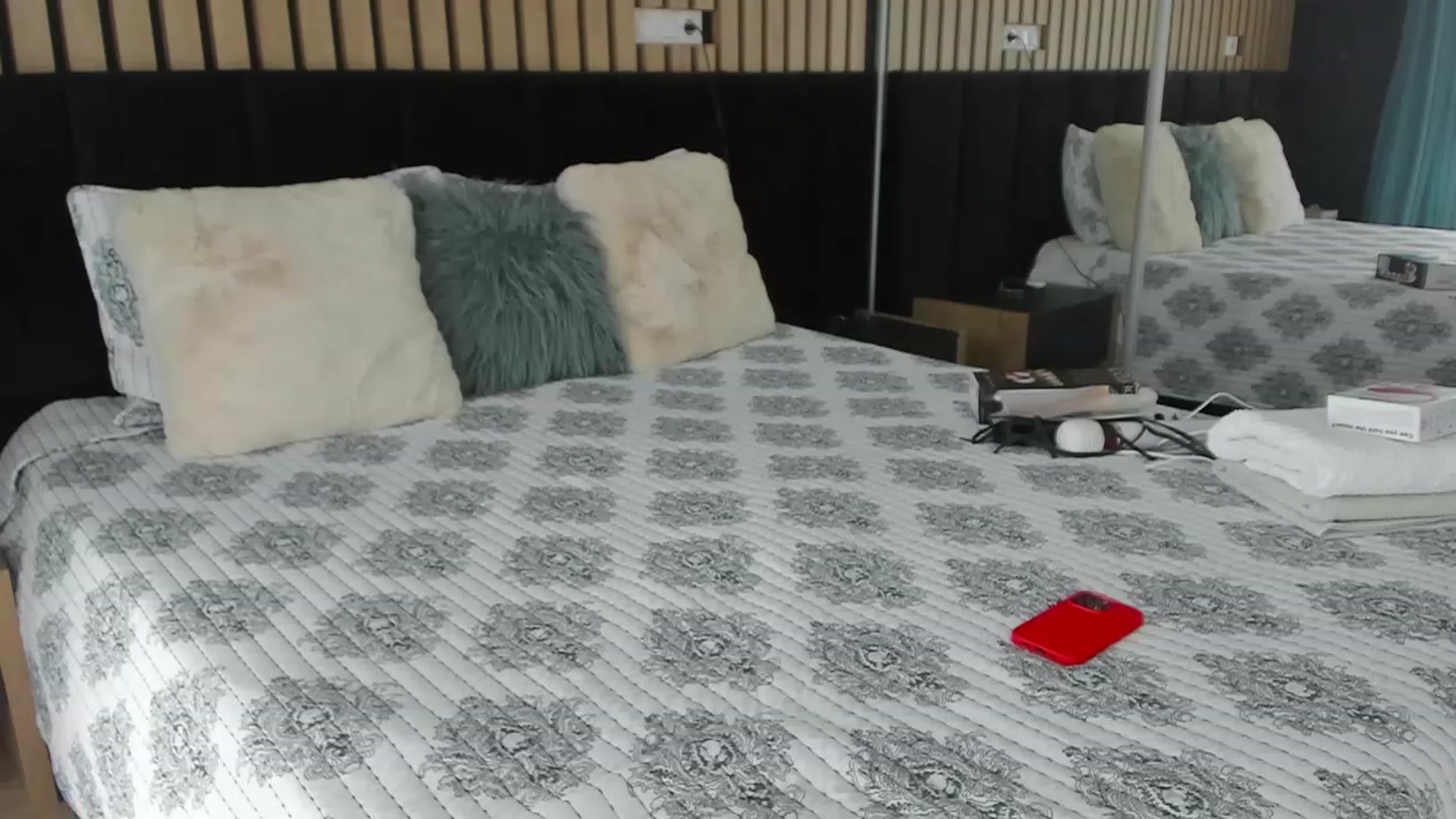 Gallery image thumbnail from DENNYVERSE's myfreecams stream on, 05/11/2023, 06:56 image 17 of 20
