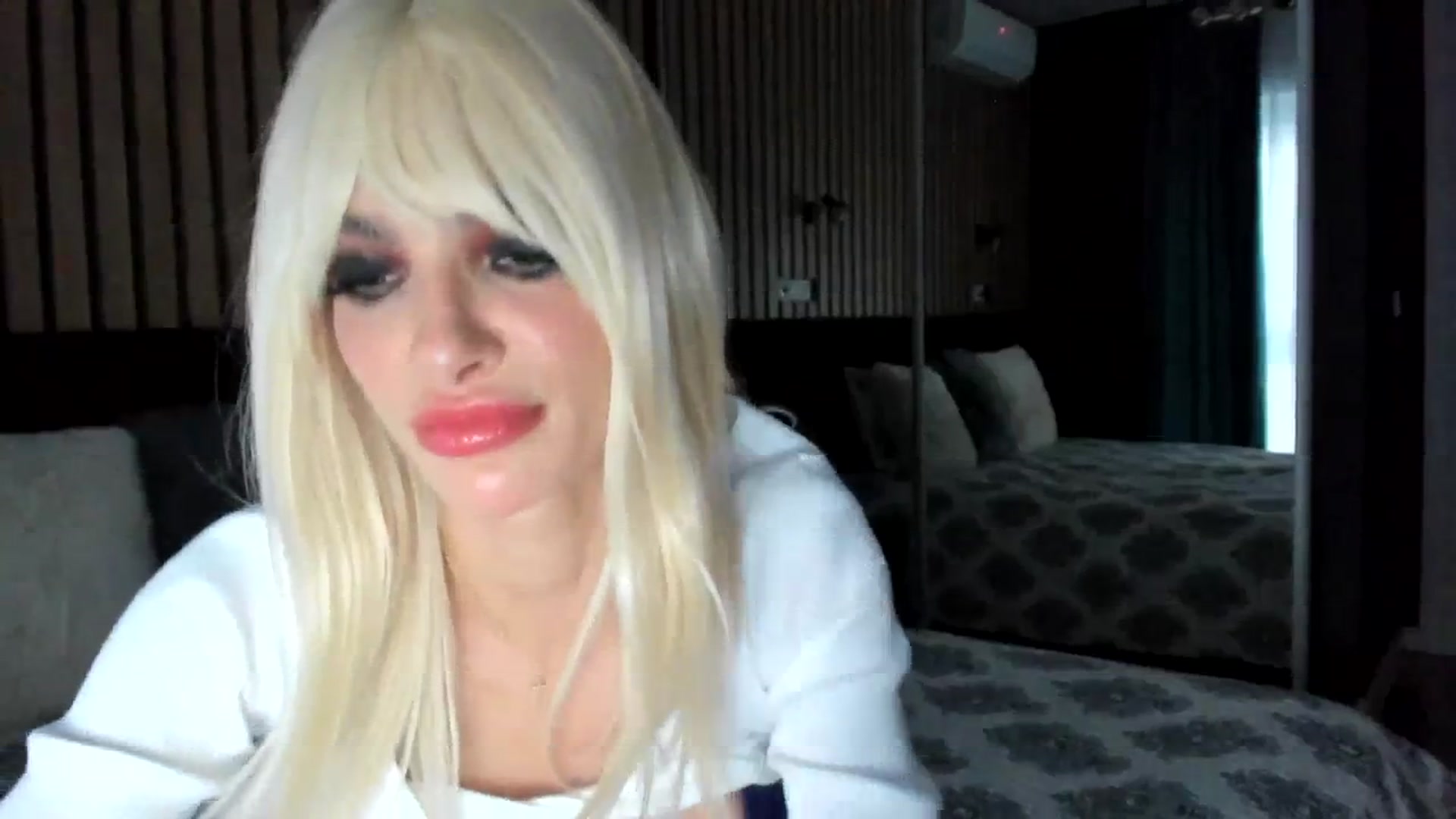 Gallery image thumbnail from DENNYVERSE's myfreecams stream on, 10/15/2023, 15:42 image 20 of 20