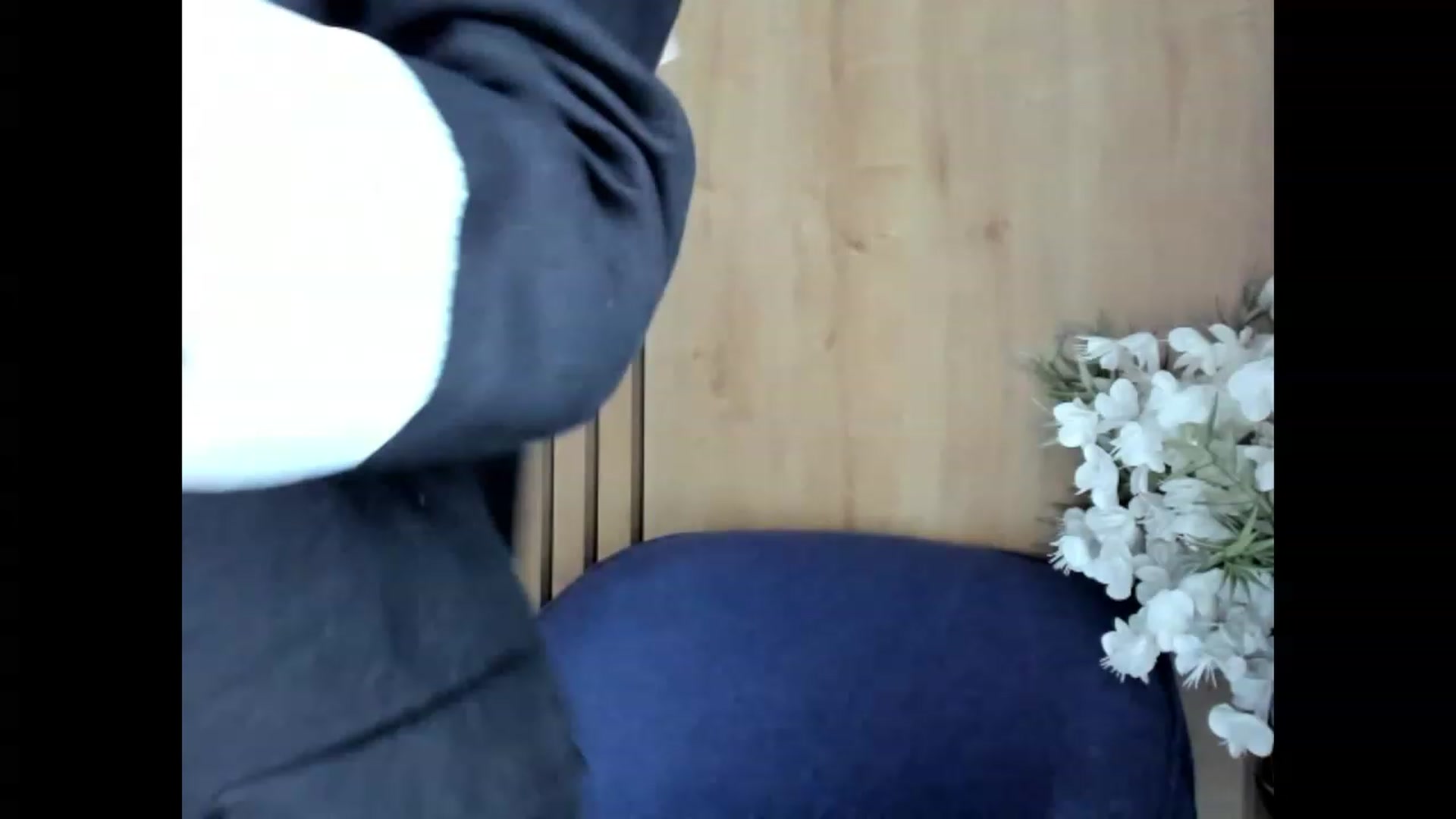 Gallery image thumbnail from DENNYVERSE's myfreecams stream on, 11/01/2023, 15:01 image 14 of 20