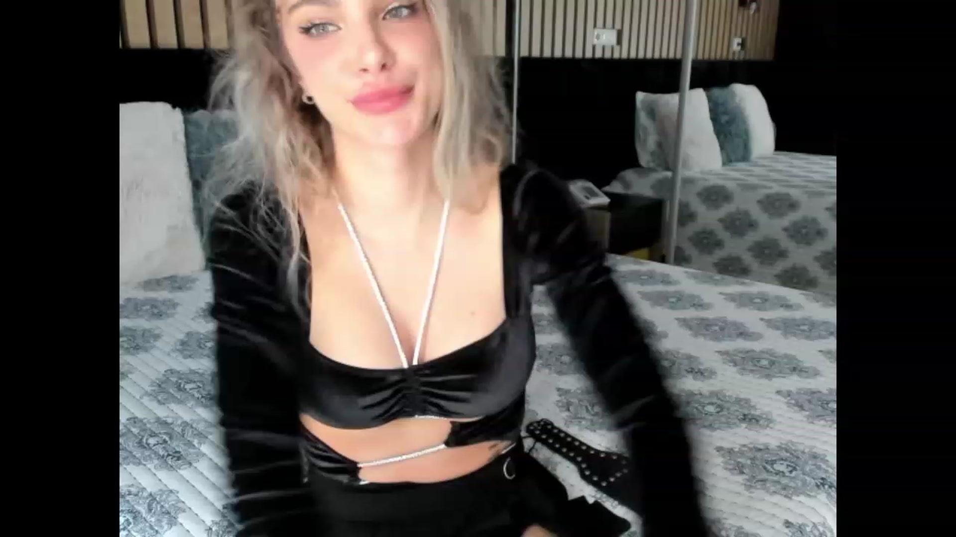 Gallery image thumbnail from DENNYVERSE's myfreecams stream on, 11/04/2023, 08:38 image 10 of 20