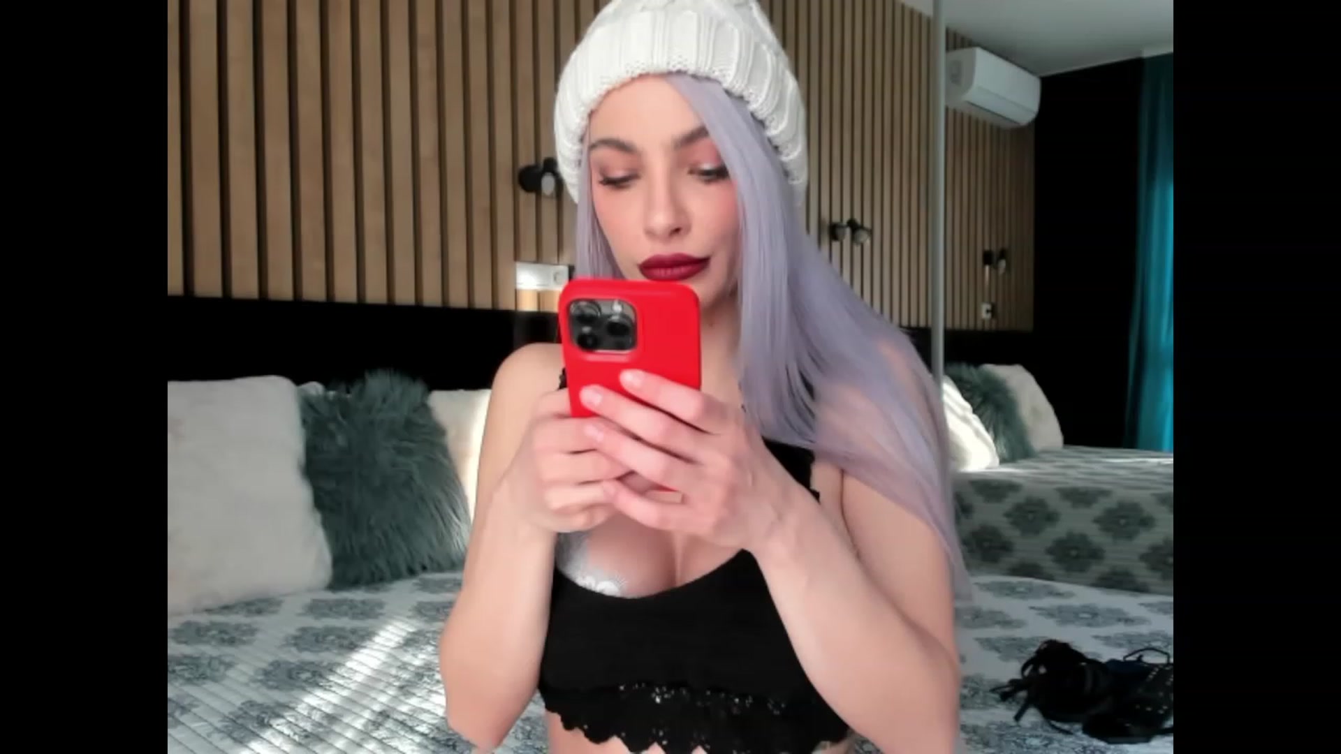 Gallery image thumbnail from DENNYVERSE's myfreecams stream on, 01/13/2024, 13:59 image 11 of 20