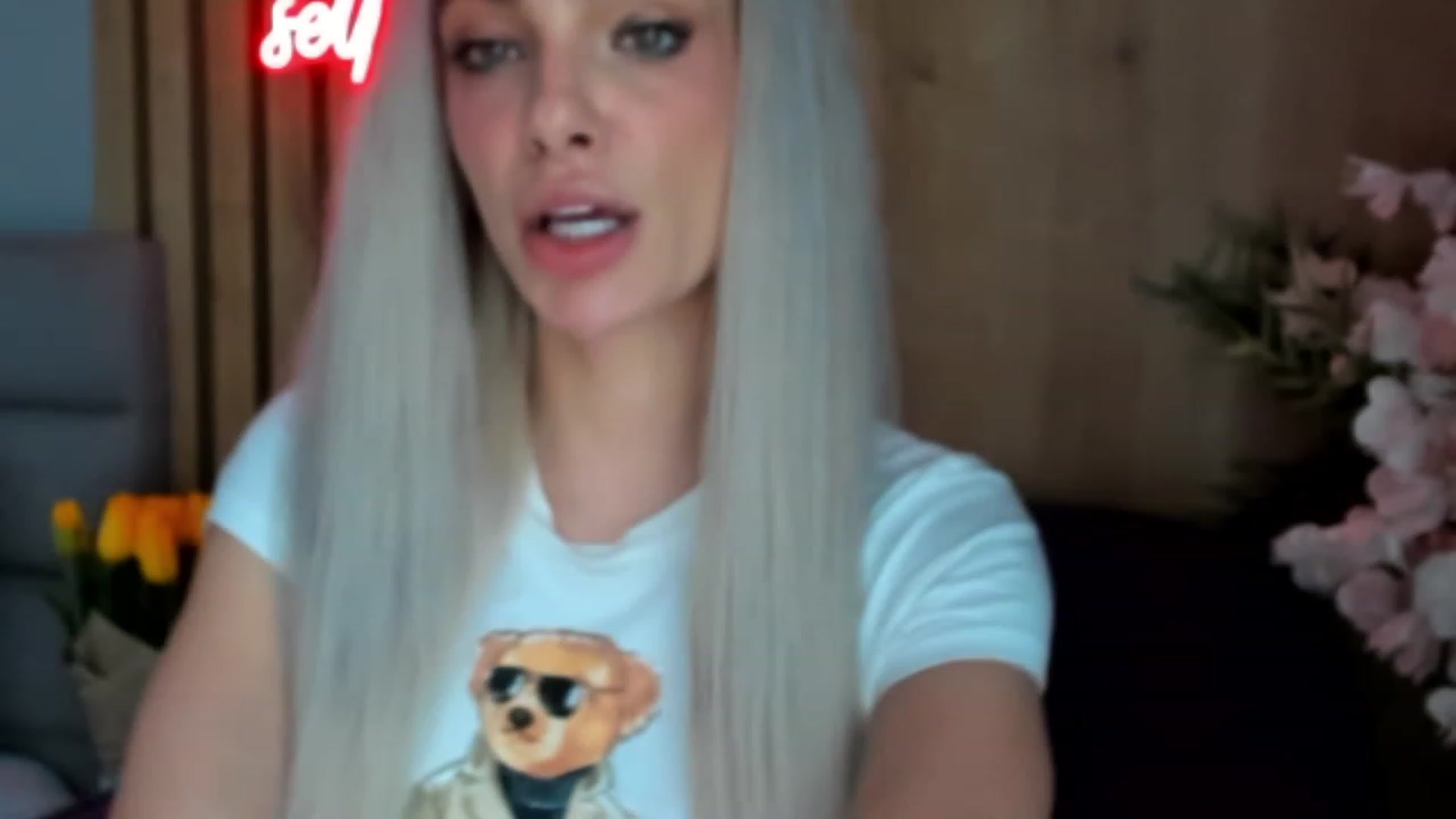 Gallery image thumbnail from DENNYVERSE's myfreecams stream on, 02/11/2024, 15:57 image 8 of 20