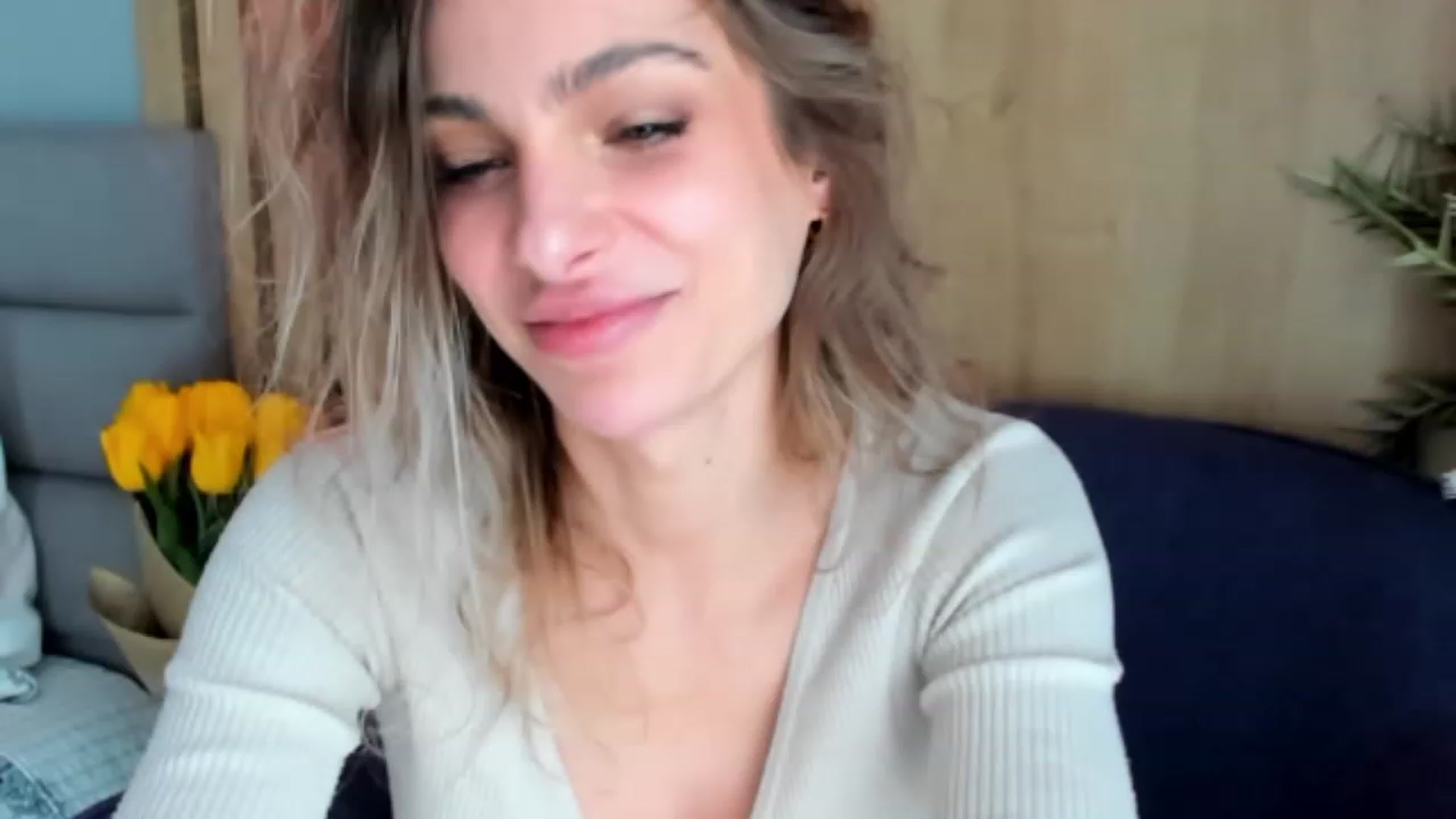 Gallery image thumbnail from DENNYVERSE's myfreecams stream on, 02/13/2024, 13:36 image 15 of 20
