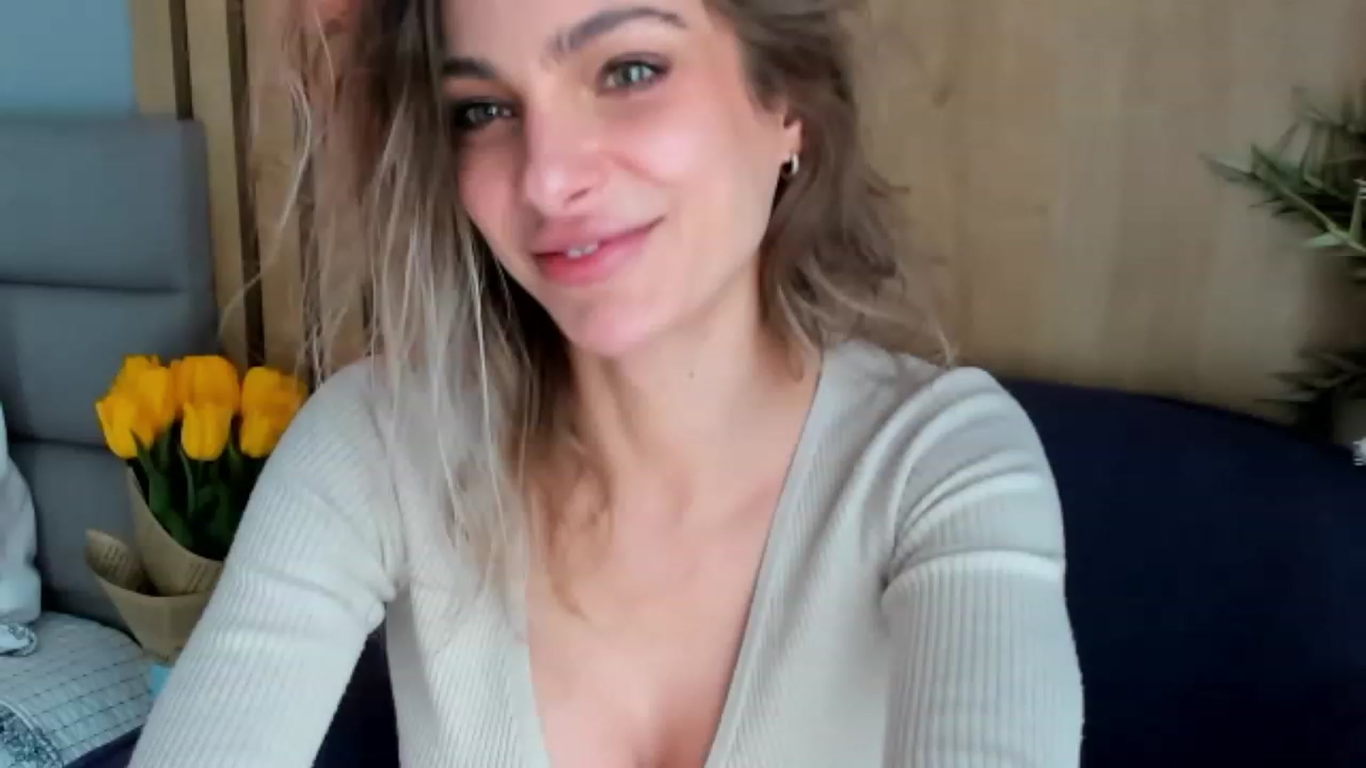 Gallery image thumbnail from DENNYVERSE's myfreecams stream on, 02/13/2024, 13:36 image 13 of 20