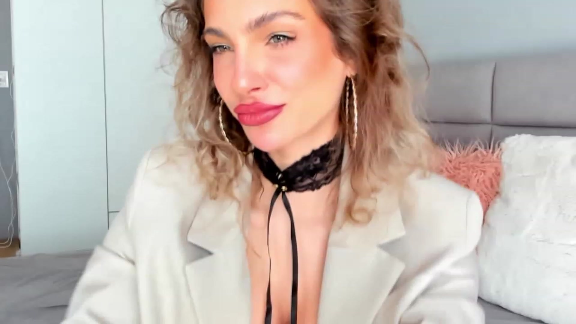 Gallery image thumbnail from DENNYVERSE's myfreecams stream on, 03/20/2024, 12:55 image 11 of 20