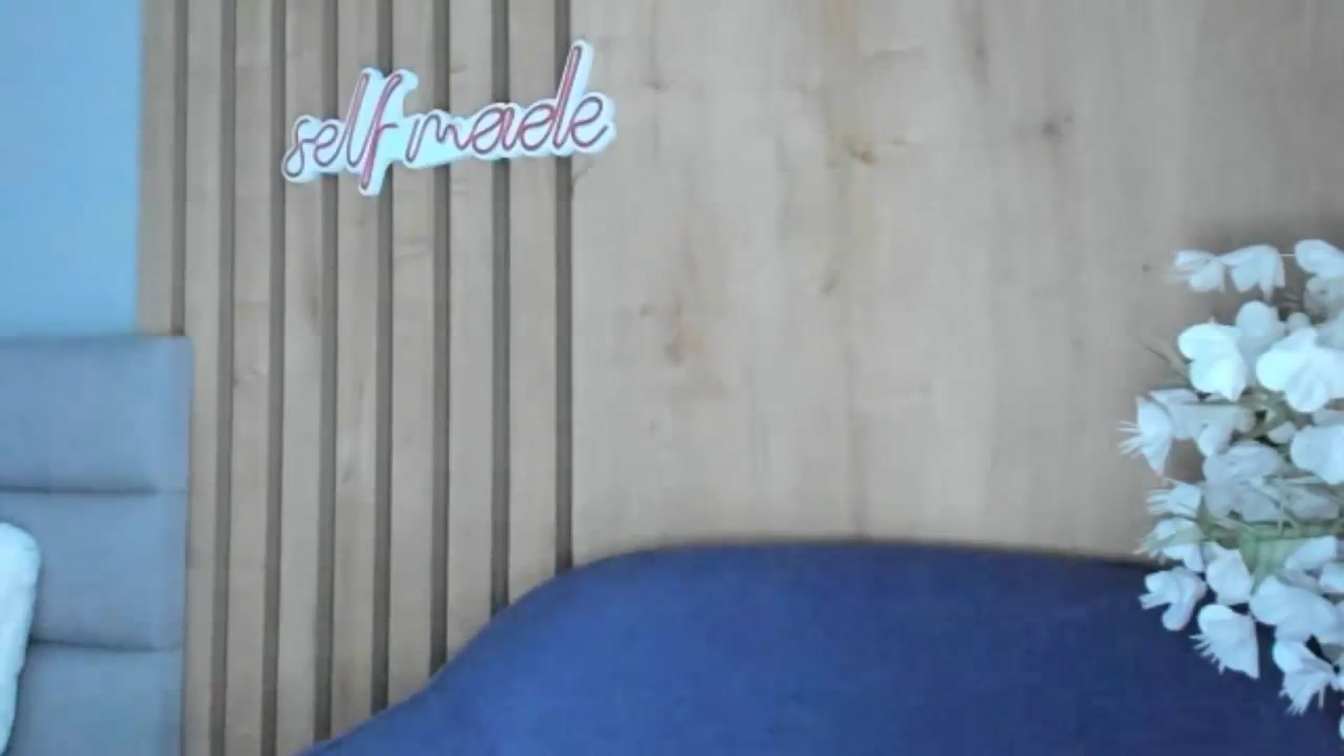 Gallery image thumbnail from DENNYVERSE's myfreecams stream on, 03/21/2024, 16:53 image 13 of 20