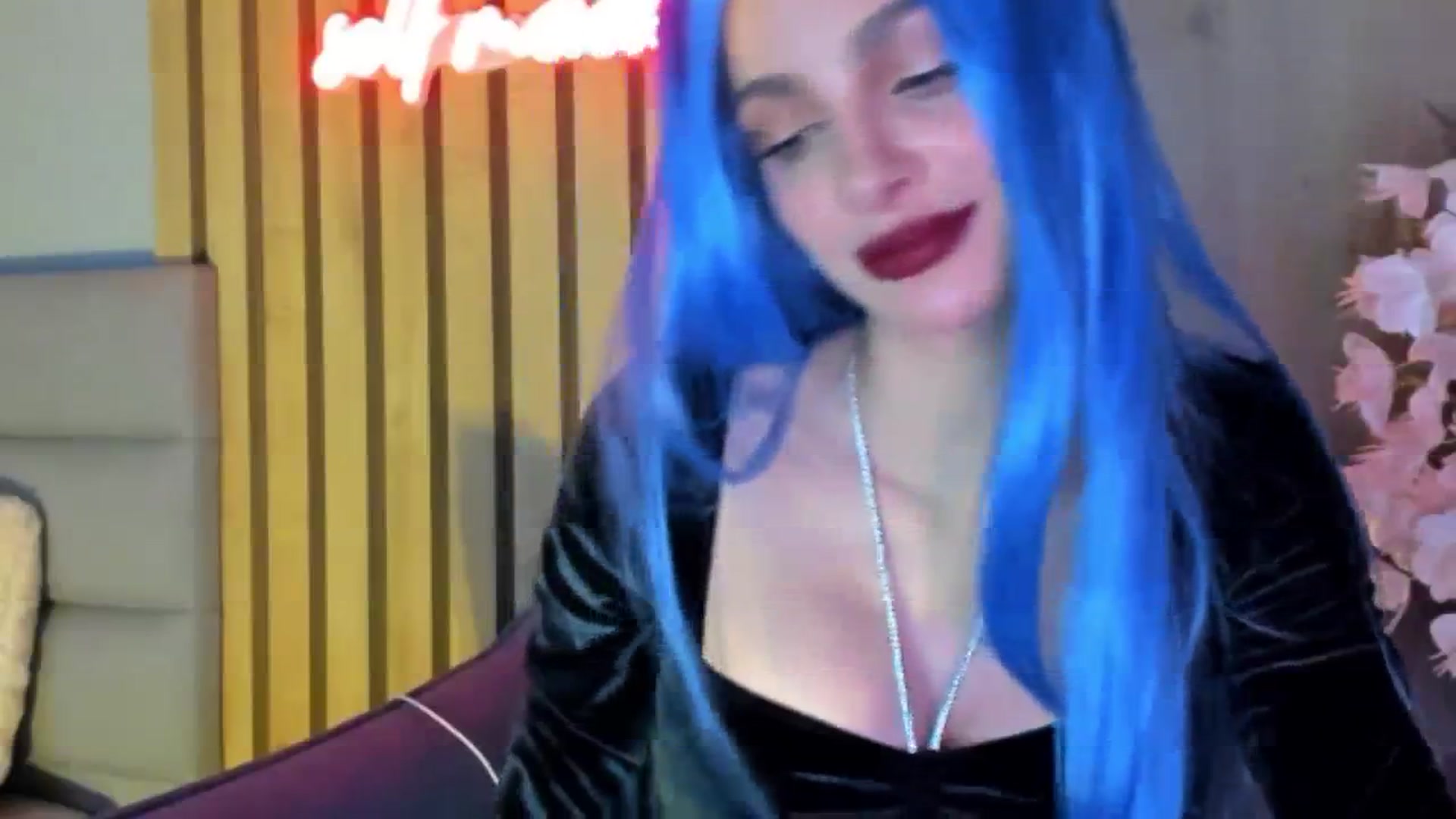 Gallery image thumbnail from DENNYVERSE's myfreecams stream on, 04/23/2024, 18:00 image 4 of 20