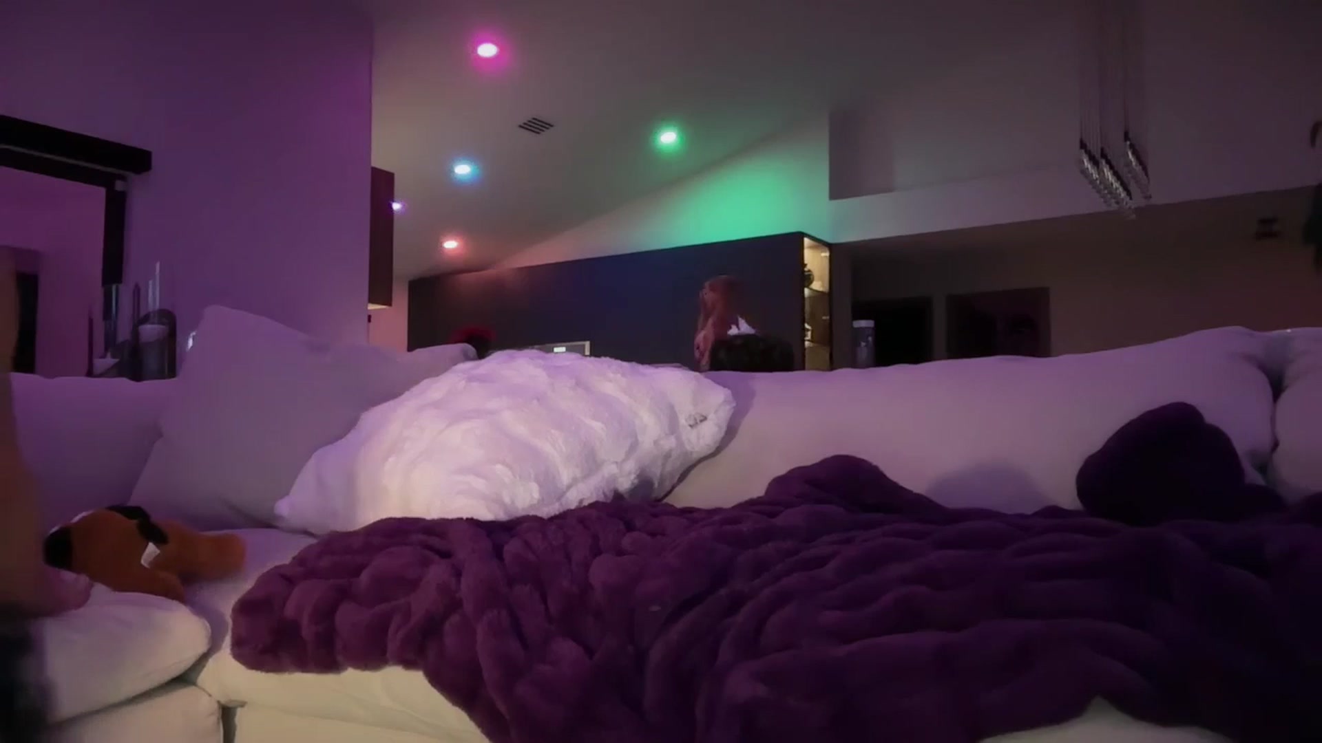 Gallery image thumbnail from DESTINYDIXON's myfreecams stream on, 04/02/2026, 06:15 image 18 of 20