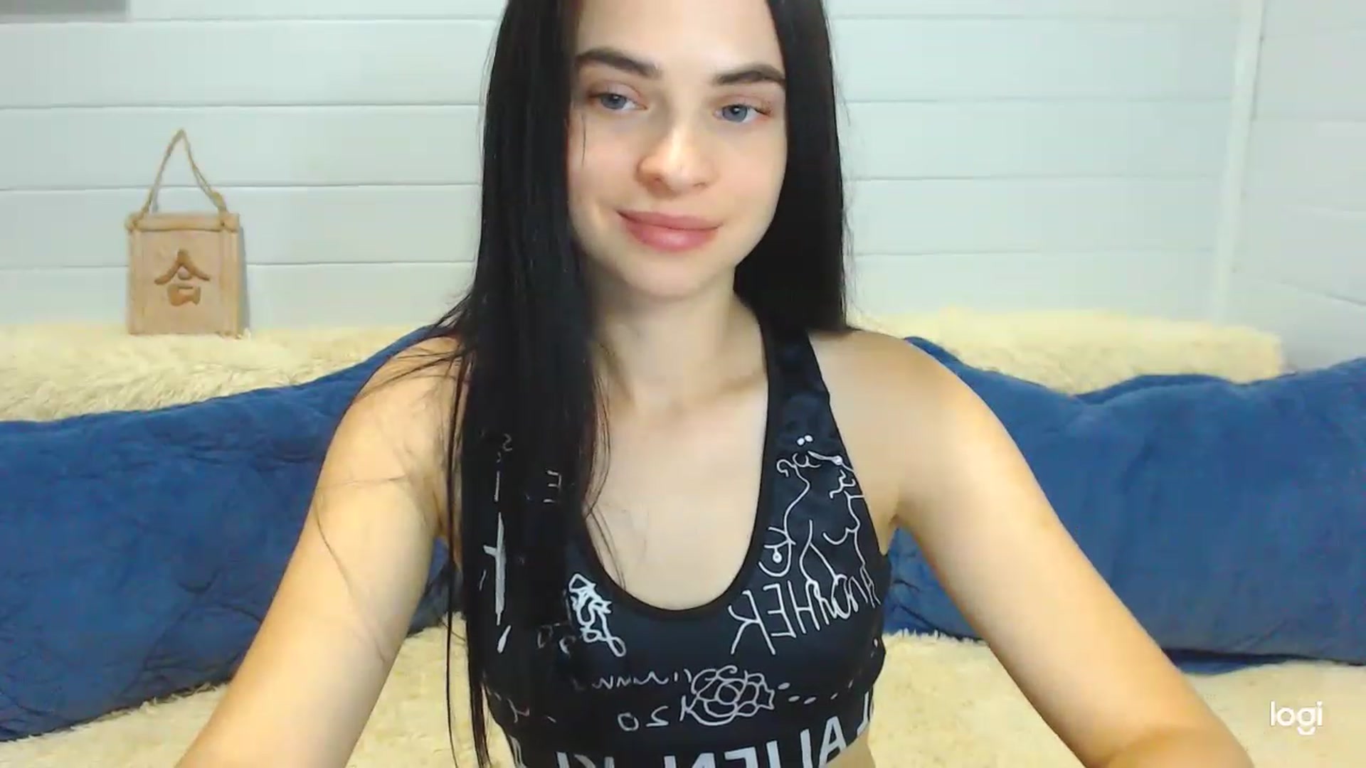 Gallery image thumbnail from DIVAxSTAR's myfreecams stream on, 08/14/2023, 12:41 image 20 of 20