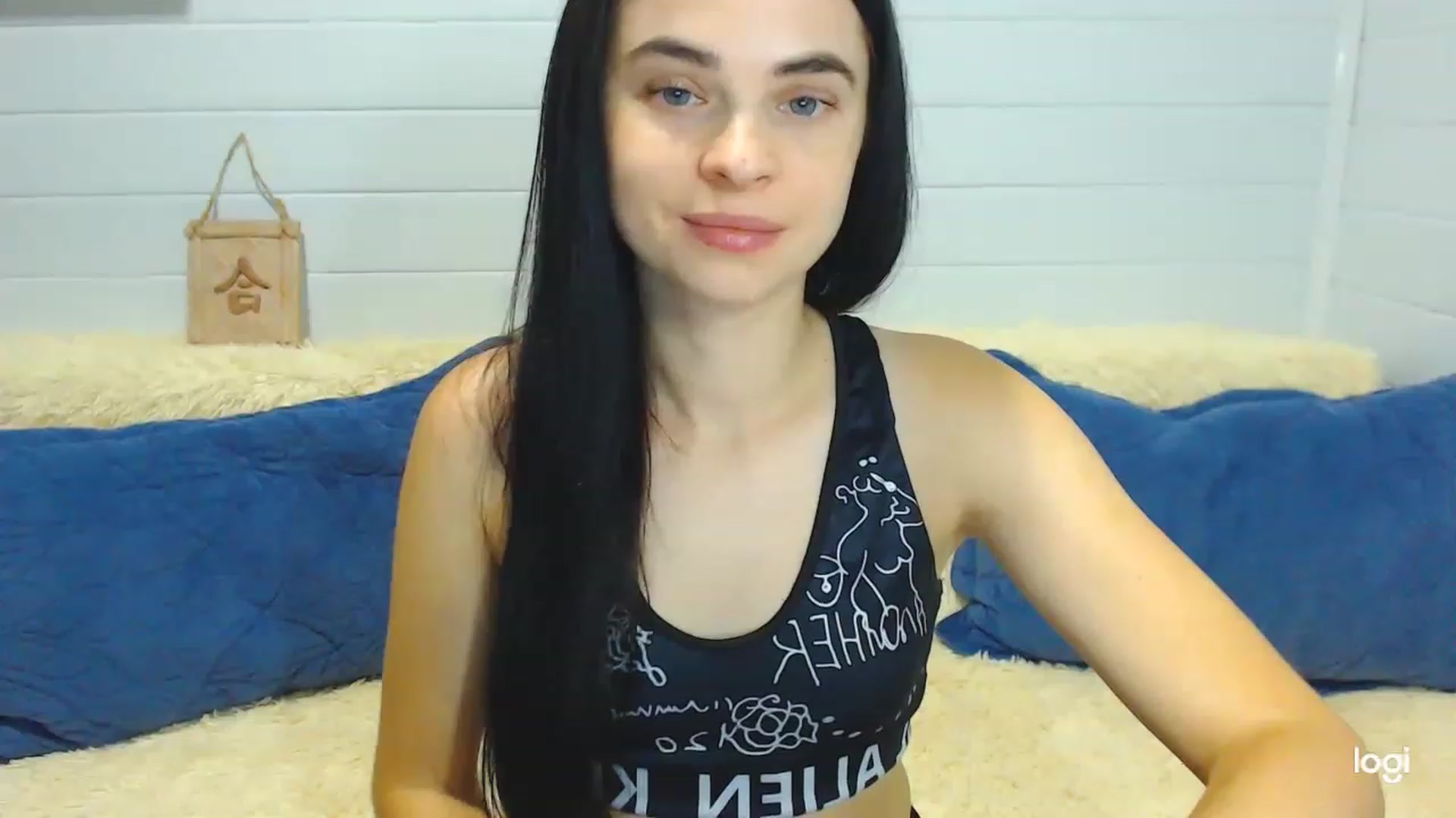 Gallery image thumbnail from DIVAxSTAR's myfreecams stream on, 08/14/2023, 12:41 image 7 of 20