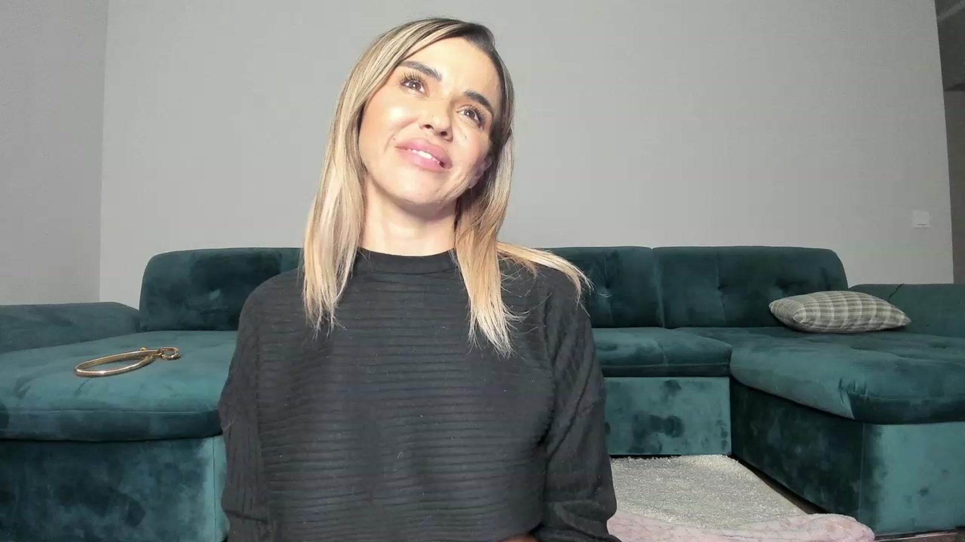Gallery image thumbnail from DJMonica's myfreecams stream on, 02/09/2024, 18:24 image 15 of 20