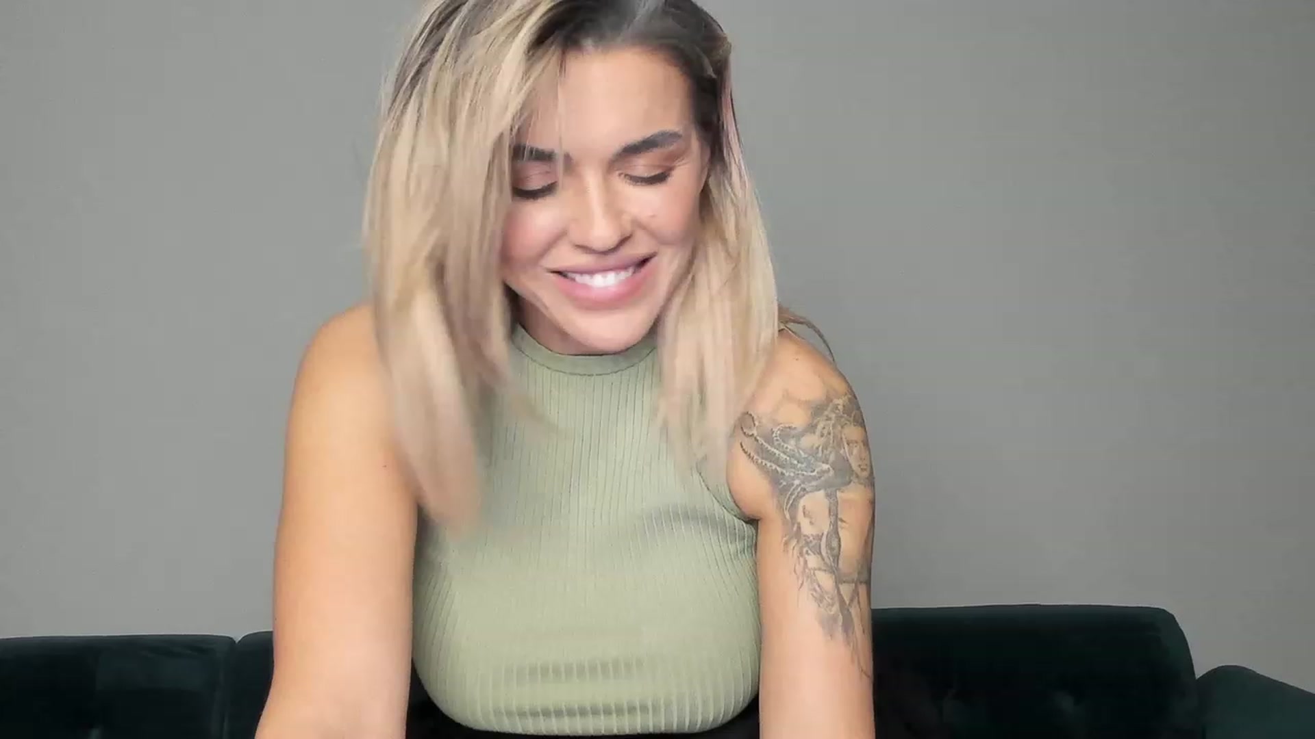 Gallery image thumbnail from DJMonica's myfreecams stream on, 02/10/2024, 14:58 image 15 of 20