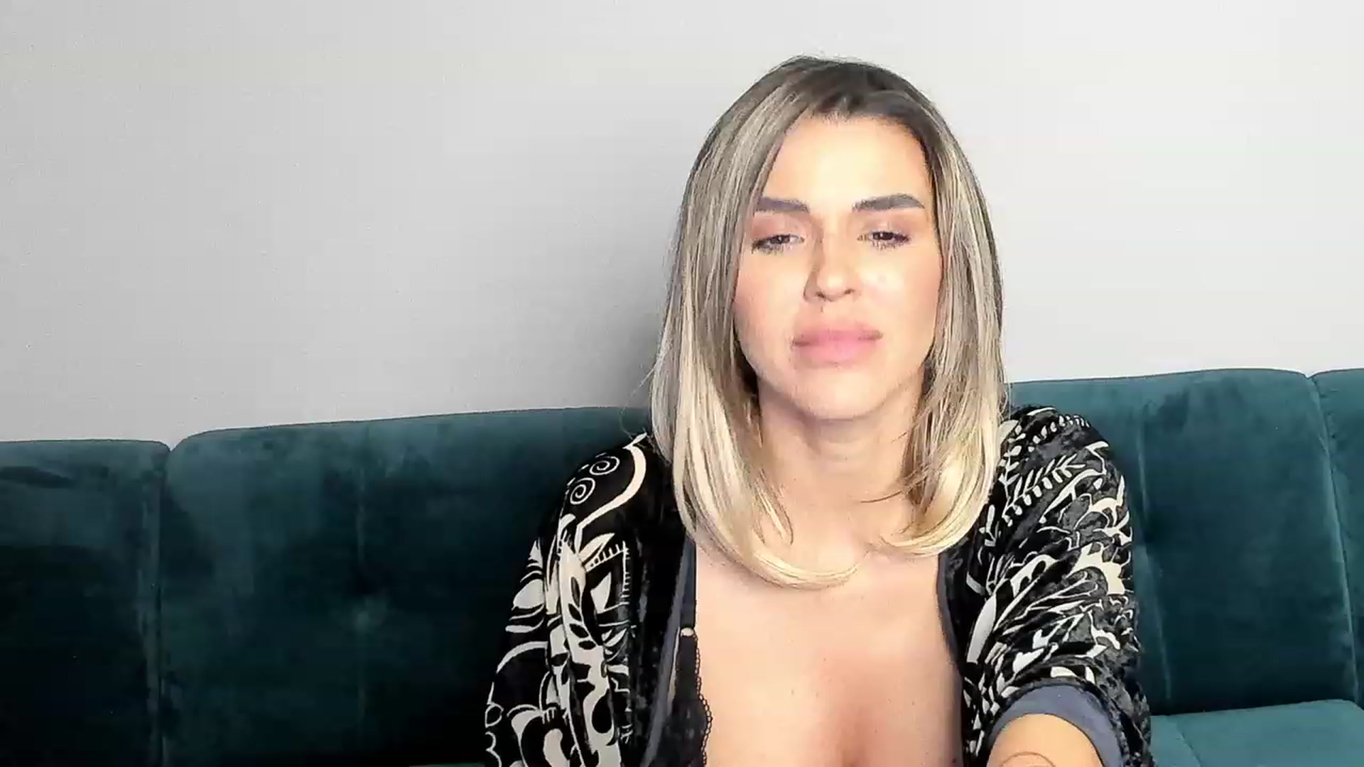 Gallery image thumbnail from DJMonica's myfreecams stream on, 02/11/2024, 15:00 image 13 of 20