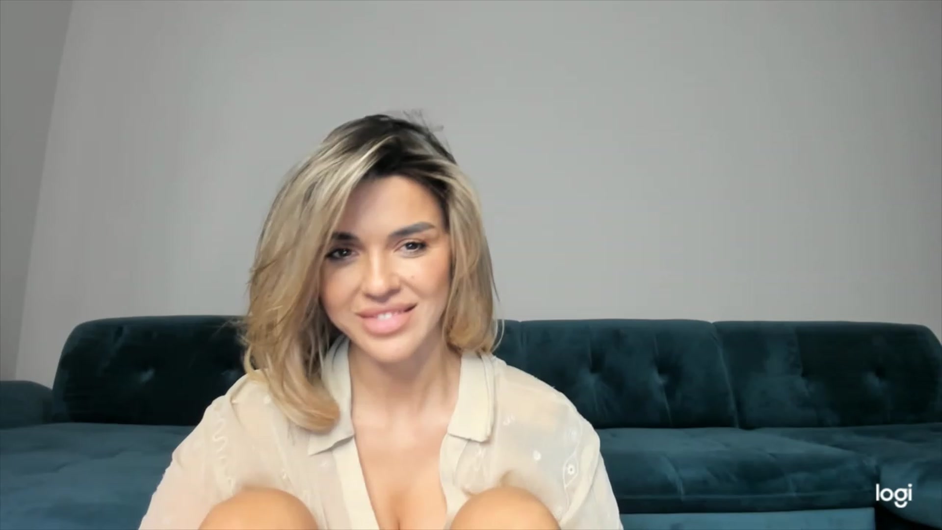 Gallery image thumbnail from DJMonica's myfreecams stream on, 02/12/2024, 13:35 image 10 of 20