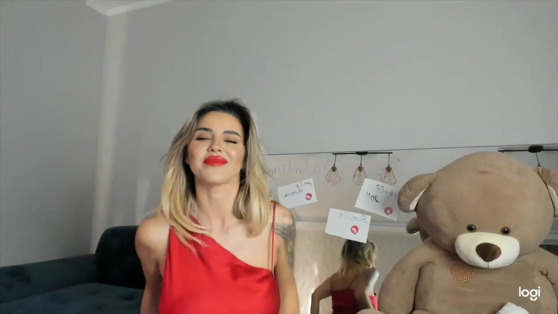 Gallery image thumbnail from DJMonica's myfreecams stream on, 02/14/2024, 13:13 image 1 of 20