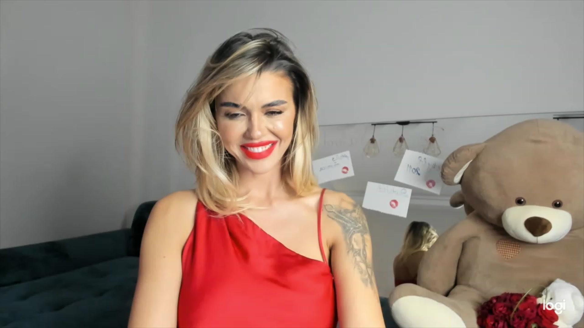 Gallery image thumbnail from DJMonica's myfreecams stream on, 02/14/2024, 13:13 image 5 of 20