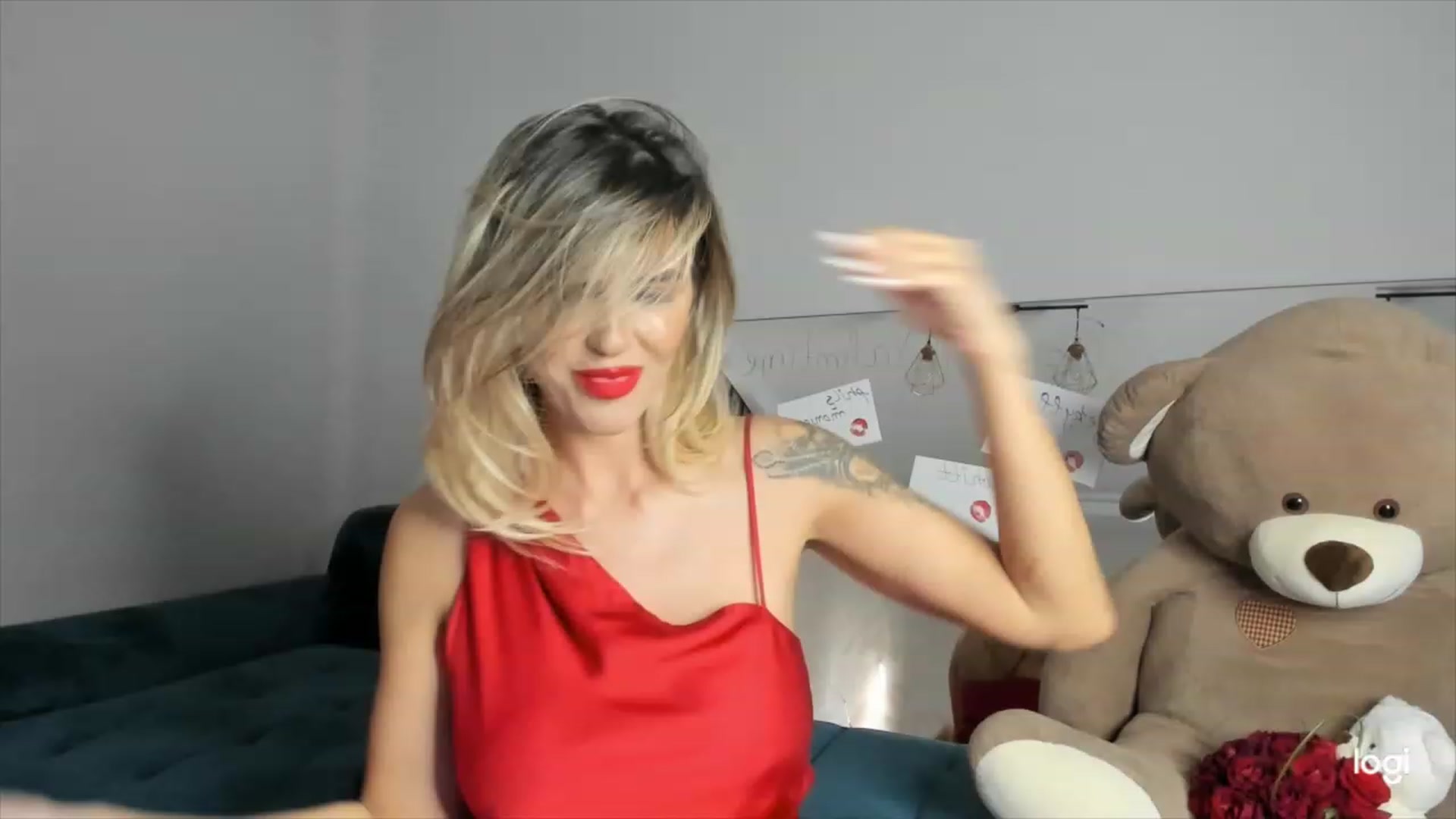 Gallery image thumbnail from DJMonica's myfreecams stream on, 02/14/2024, 13:13 image 7 of 20