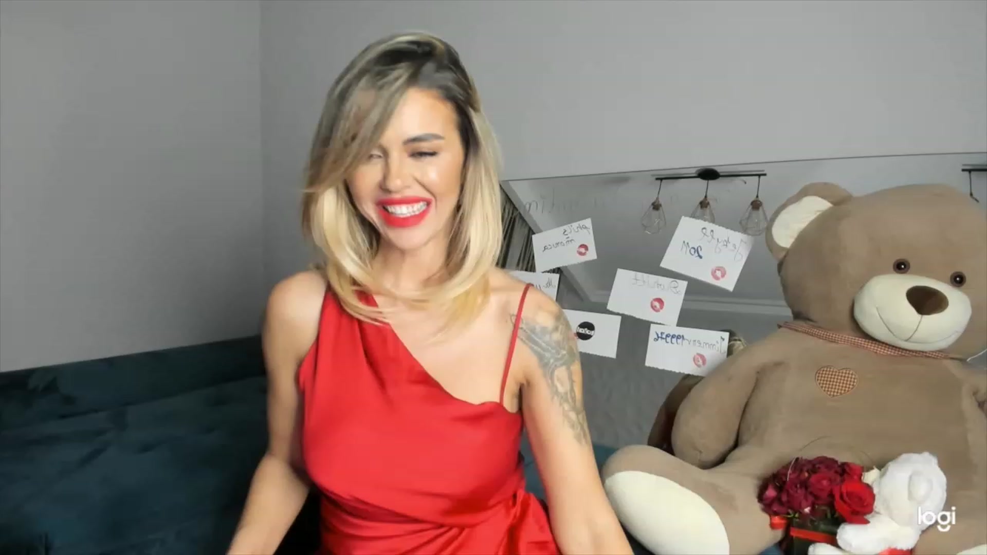 Gallery image thumbnail from DJMonica's myfreecams stream on, 02/14/2024, 16:02 image 9 of 20