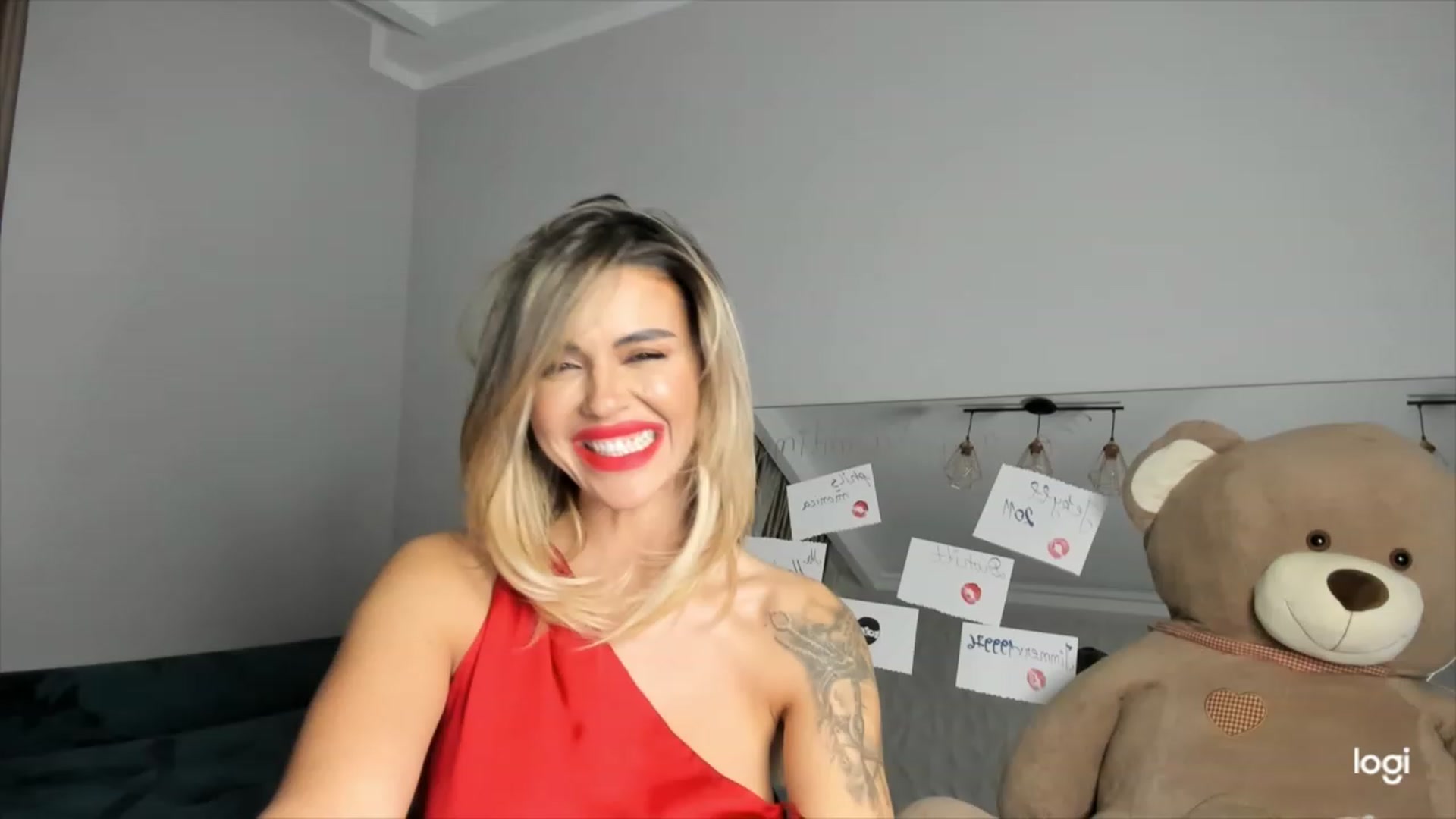 Gallery image thumbnail from DJMonica's myfreecams stream on, 02/14/2024, 16:02 image 19 of 20