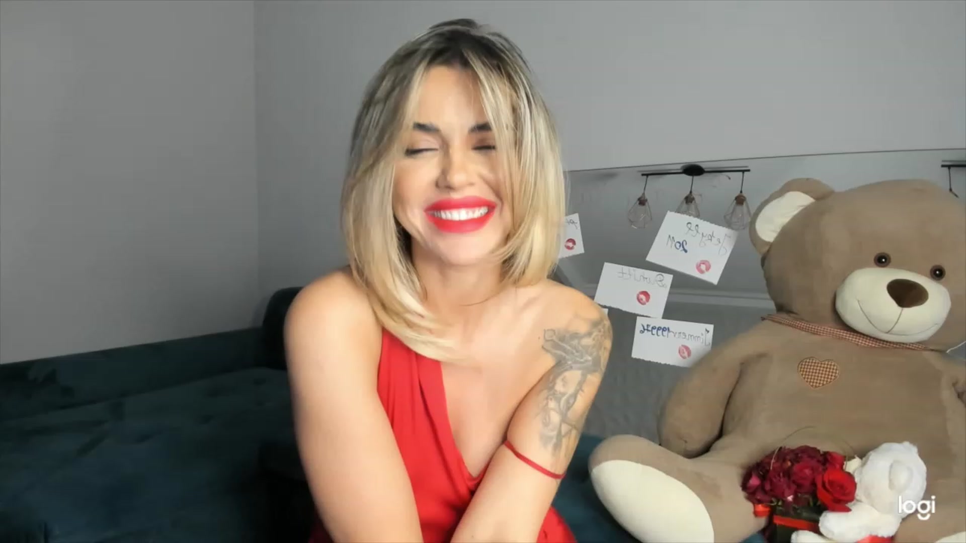 Gallery image thumbnail from DJMonica's myfreecams stream on, 02/14/2024, 16:02 image 11 of 20