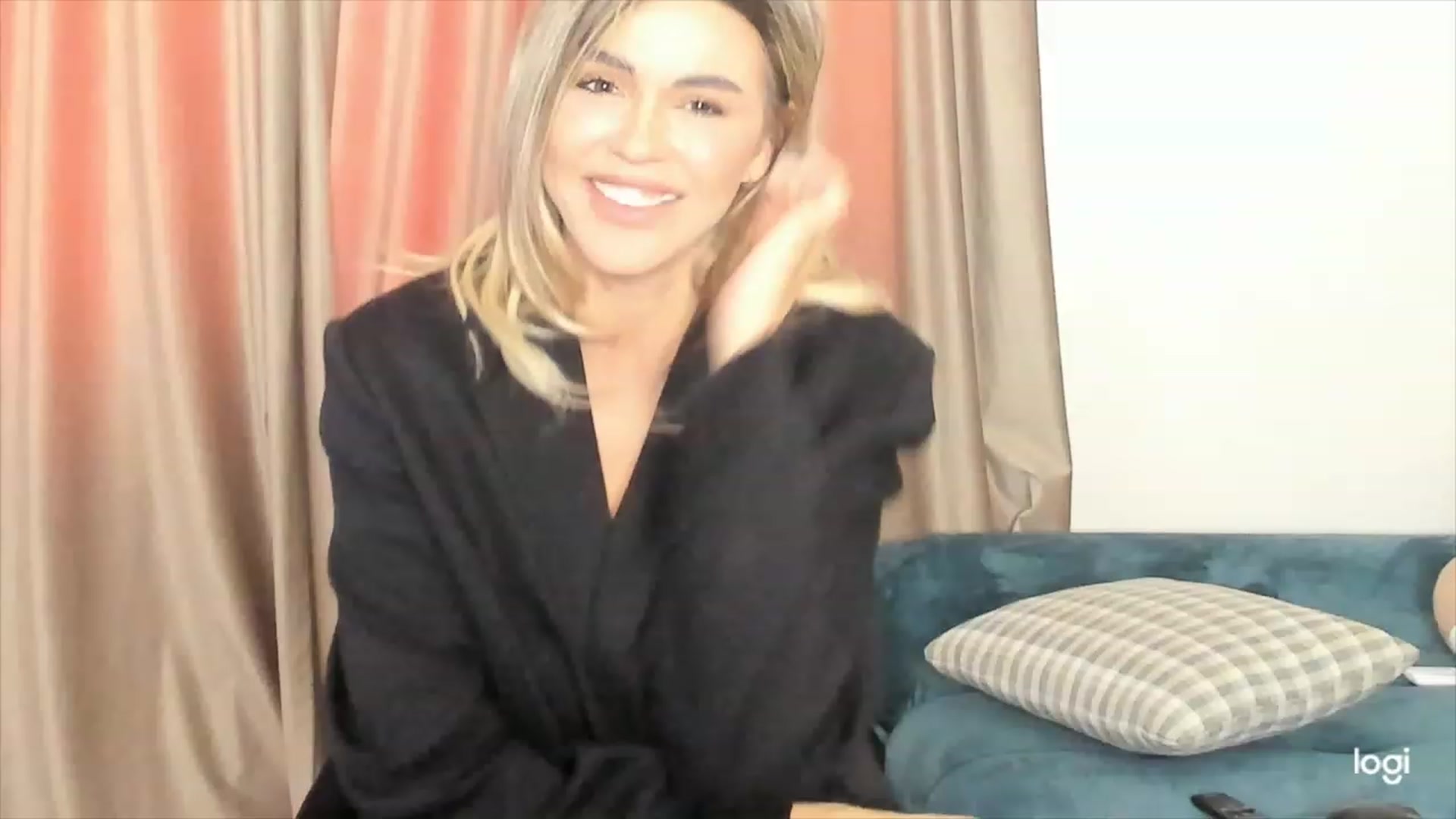 Gallery image thumbnail from DJMonica's myfreecams stream on, 02/18/2024, 11:54 image 7 of 20
