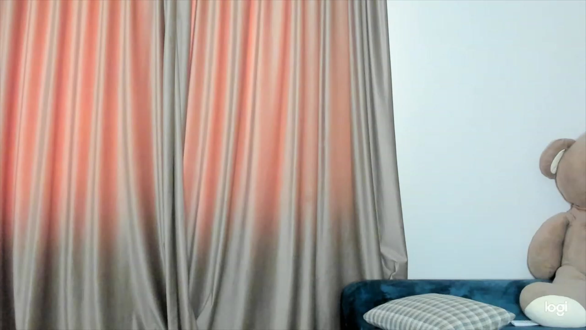 Gallery image thumbnail from DJMonica's myfreecams stream on, 02/18/2024, 11:54 image 20 of 20