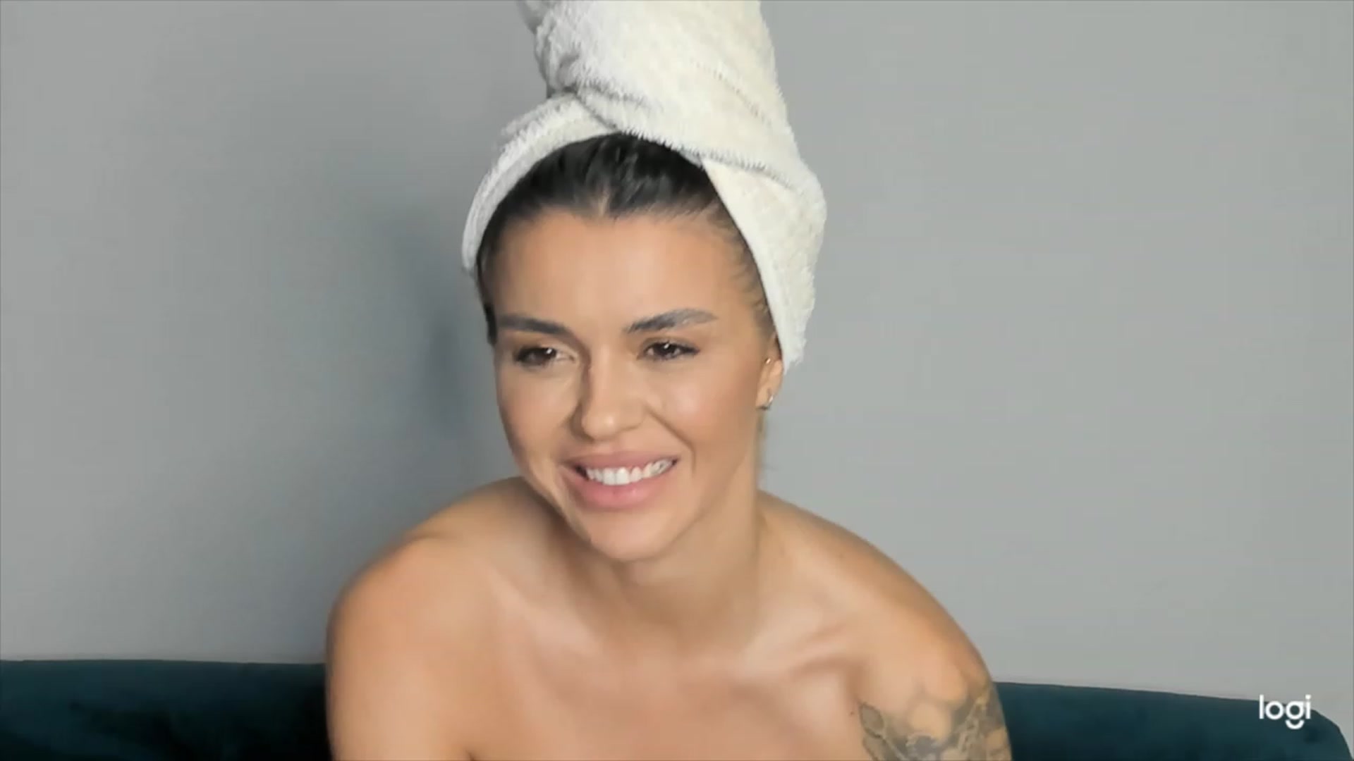 Gallery image thumbnail from DJMonica's myfreecams stream on, 02/18/2024, 14:00 image 3 of 20